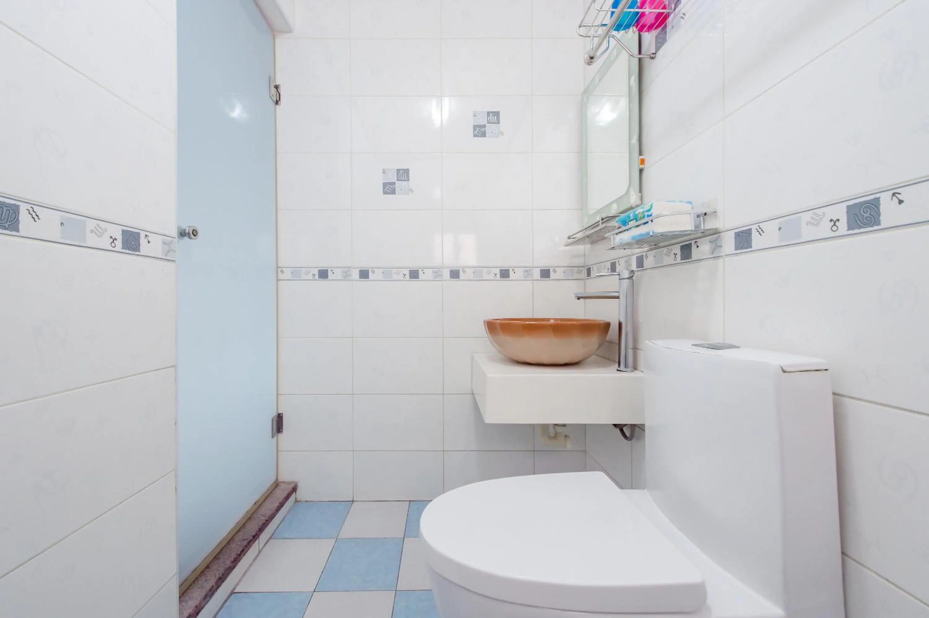 Bathroom in Ocean B&B