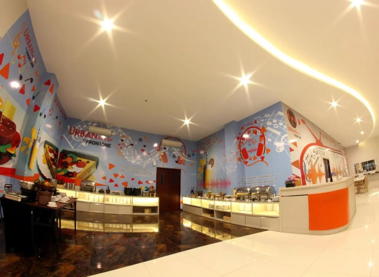 Restaurant/places to eat in Urban Style Hotel Lampung, Azana Hotels Collection