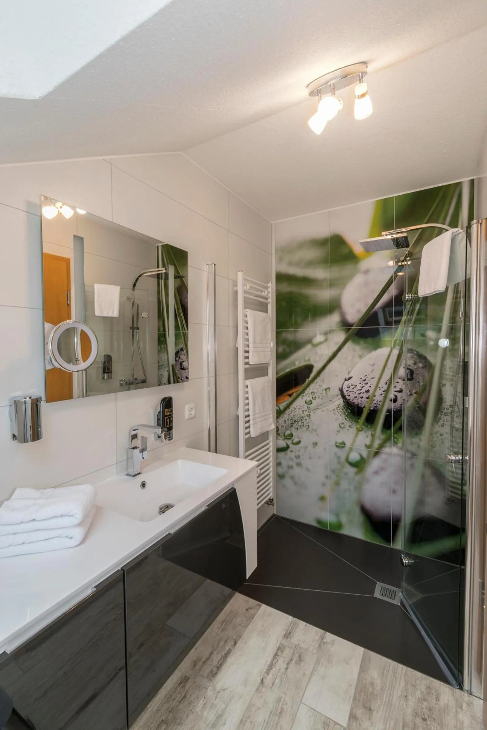 Bathroom in Lakeside Resort Michaela