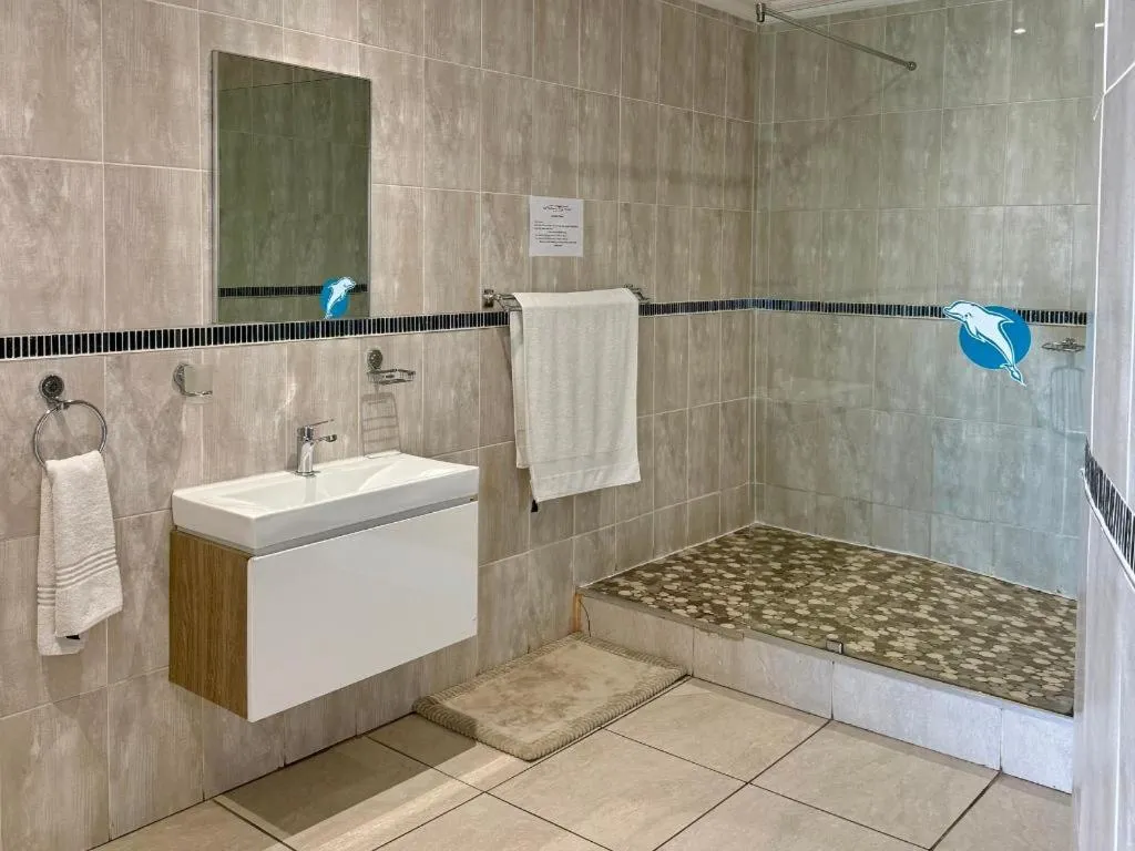 Bathroom in St Helena Bay Hotel