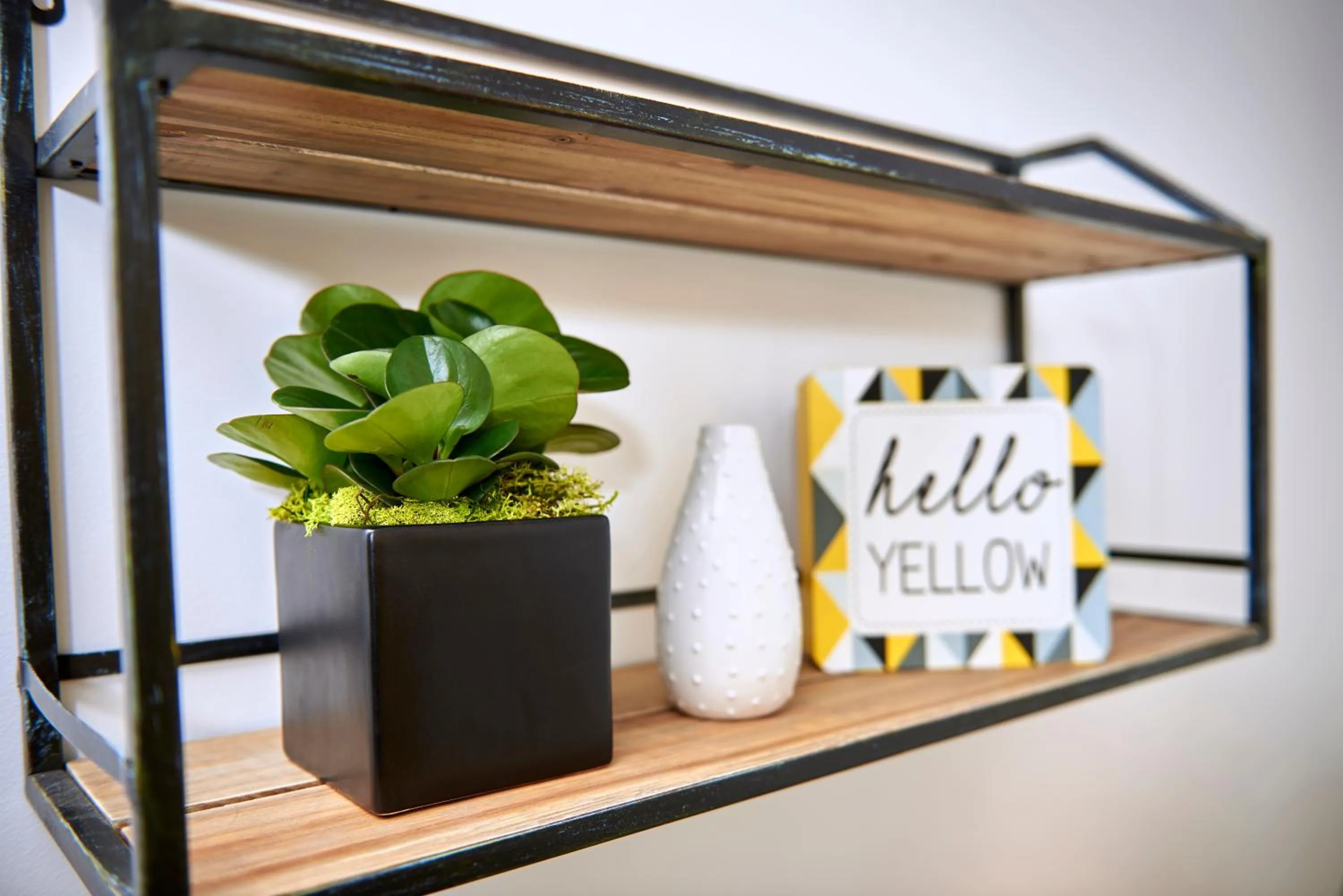 Decorative detail in Bubble 8