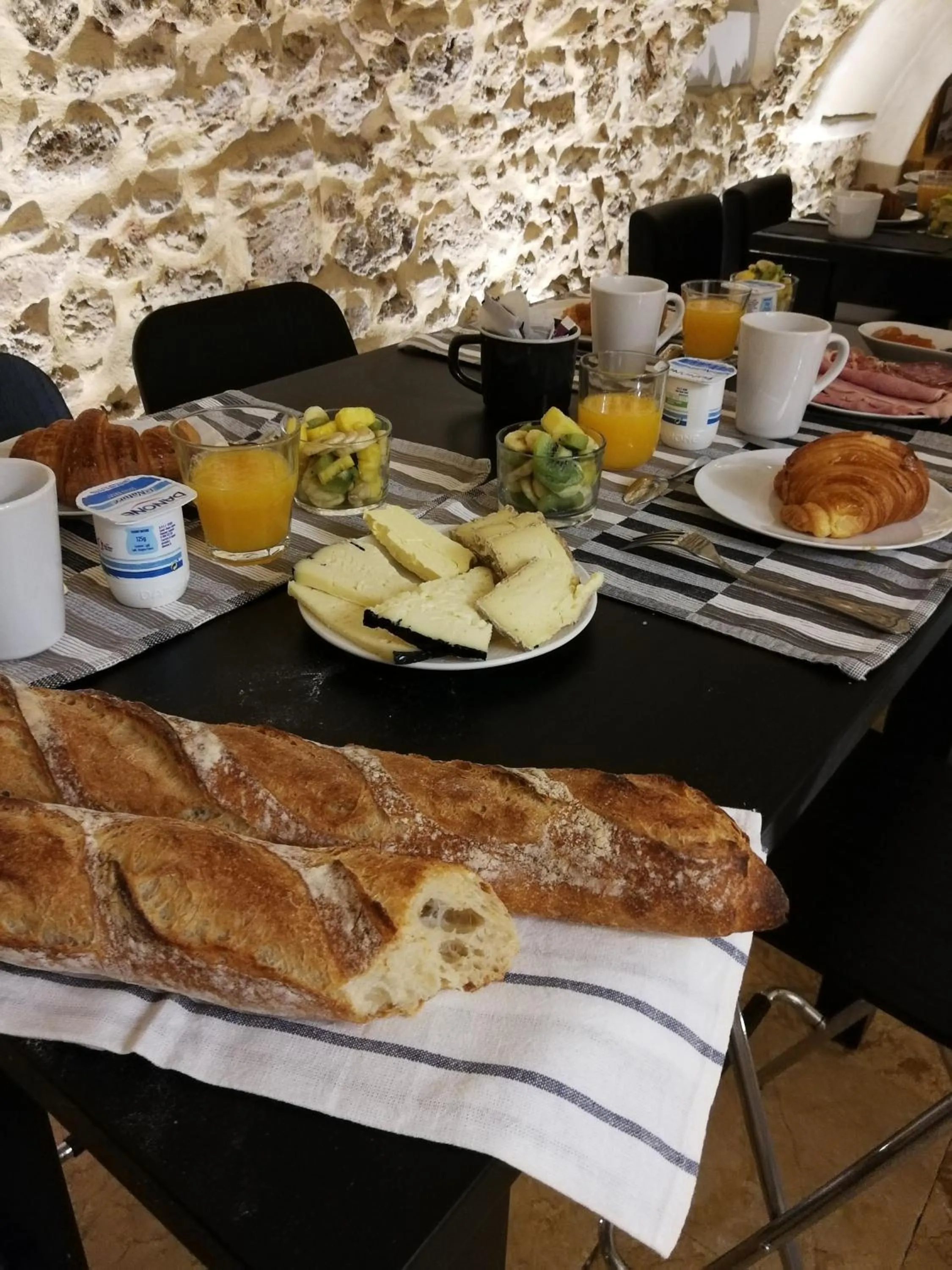 Breakfast in Bubble 8