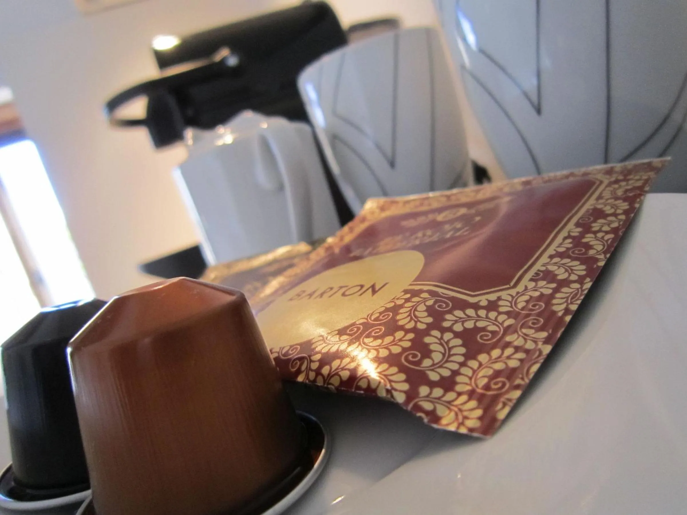 Coffee/tea facilities in San Lorenzo Suites