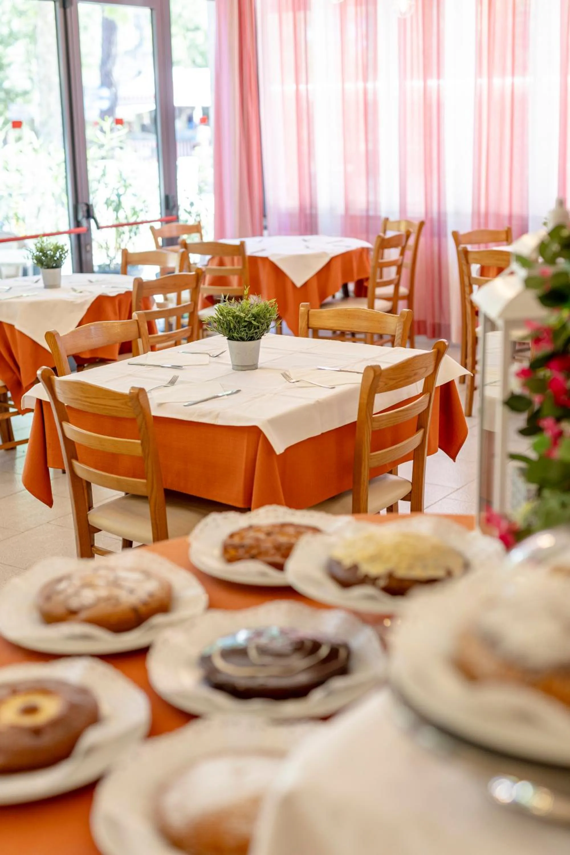 Breakfast in Hotel Stella Del Mare