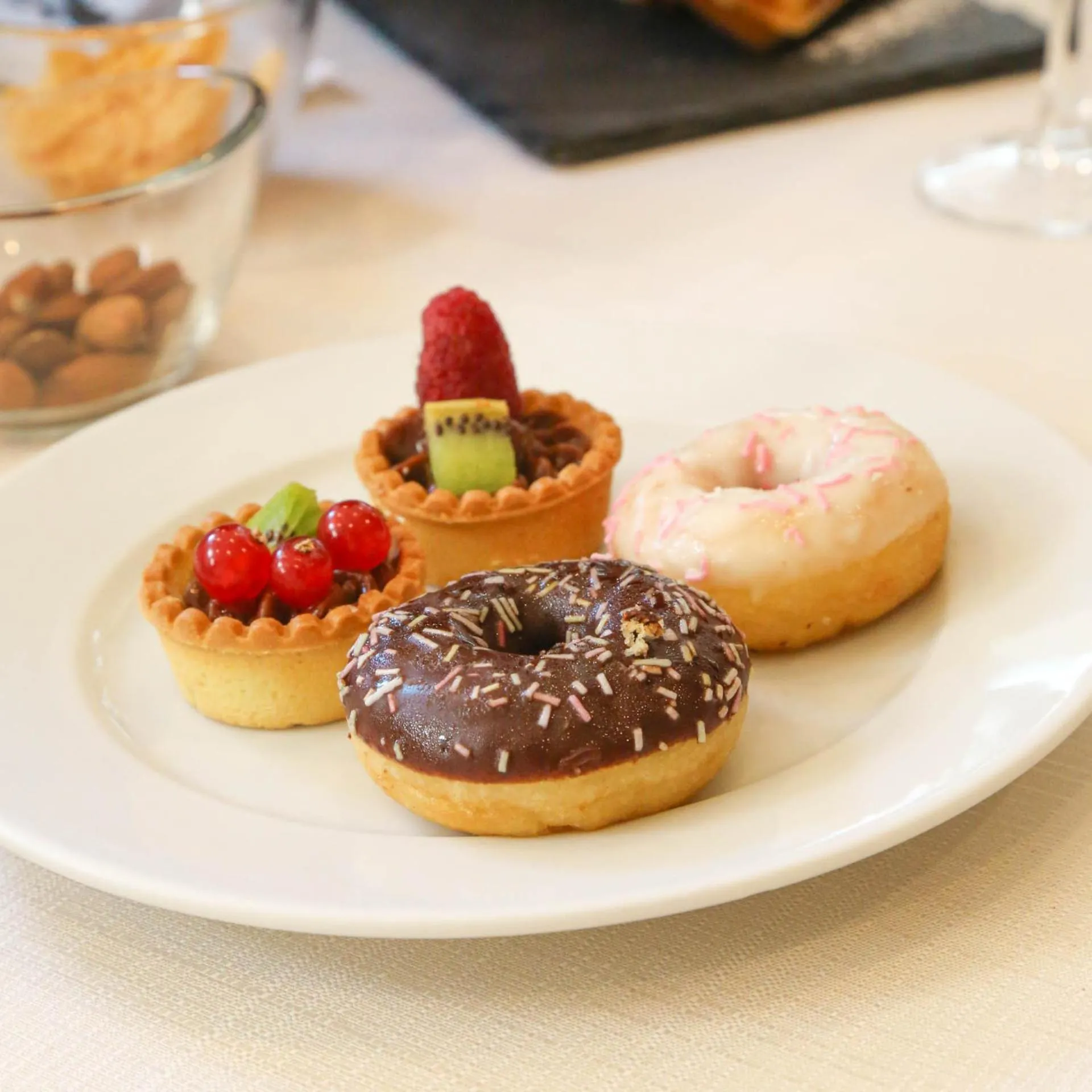 Continental breakfast in Hotel Stella Del Mare