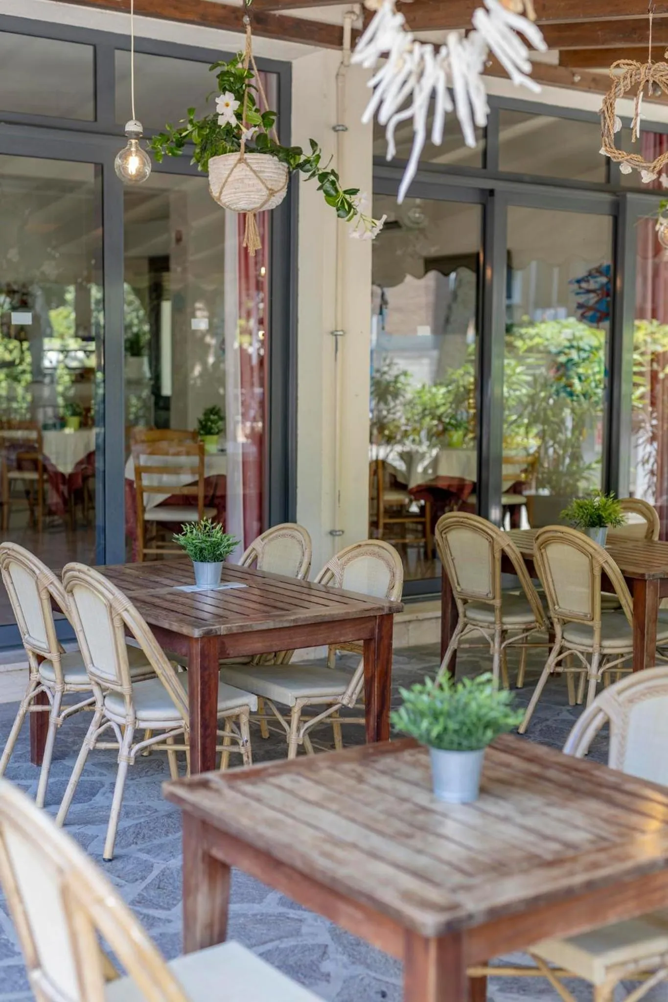 Communal lounge/ TV room in Hotel Stella Del Mare