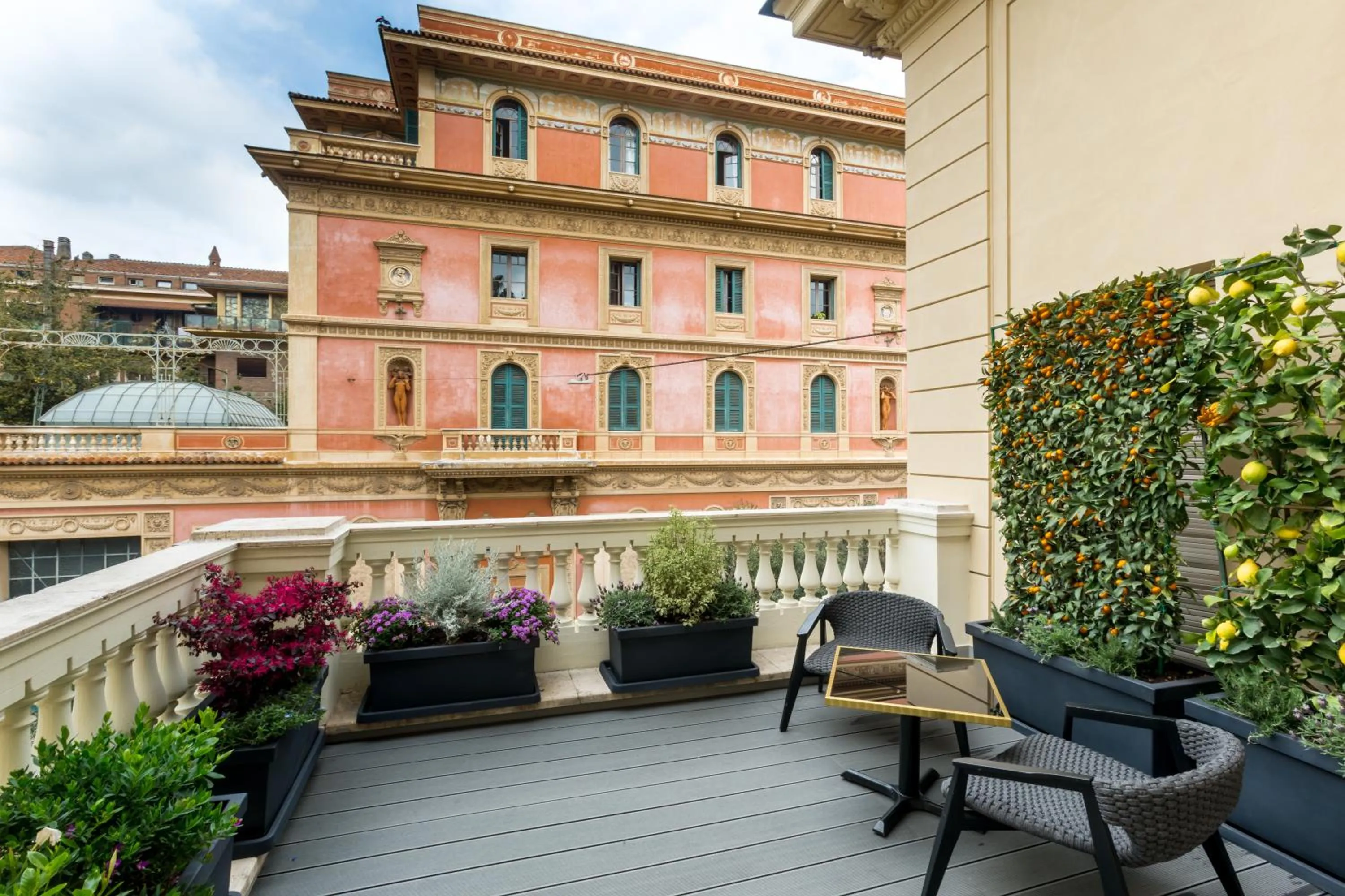 Property building in Hotel The Haven Roma
