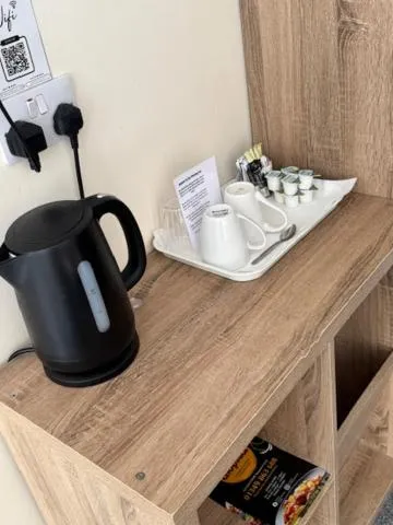 Coffee/tea facilities in The Waverley Inn