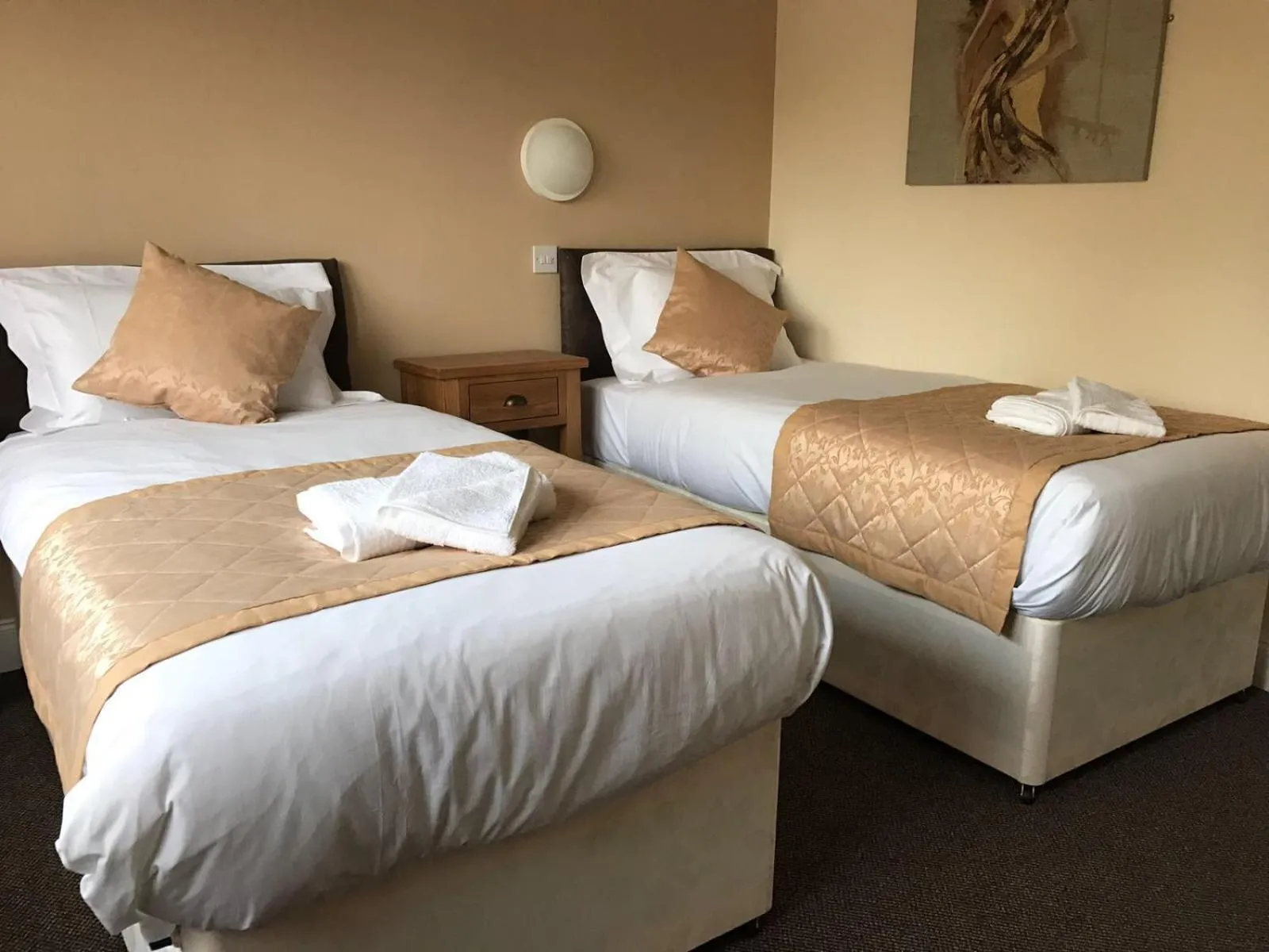 Photo of the whole room, Bed in The Waverley Inn