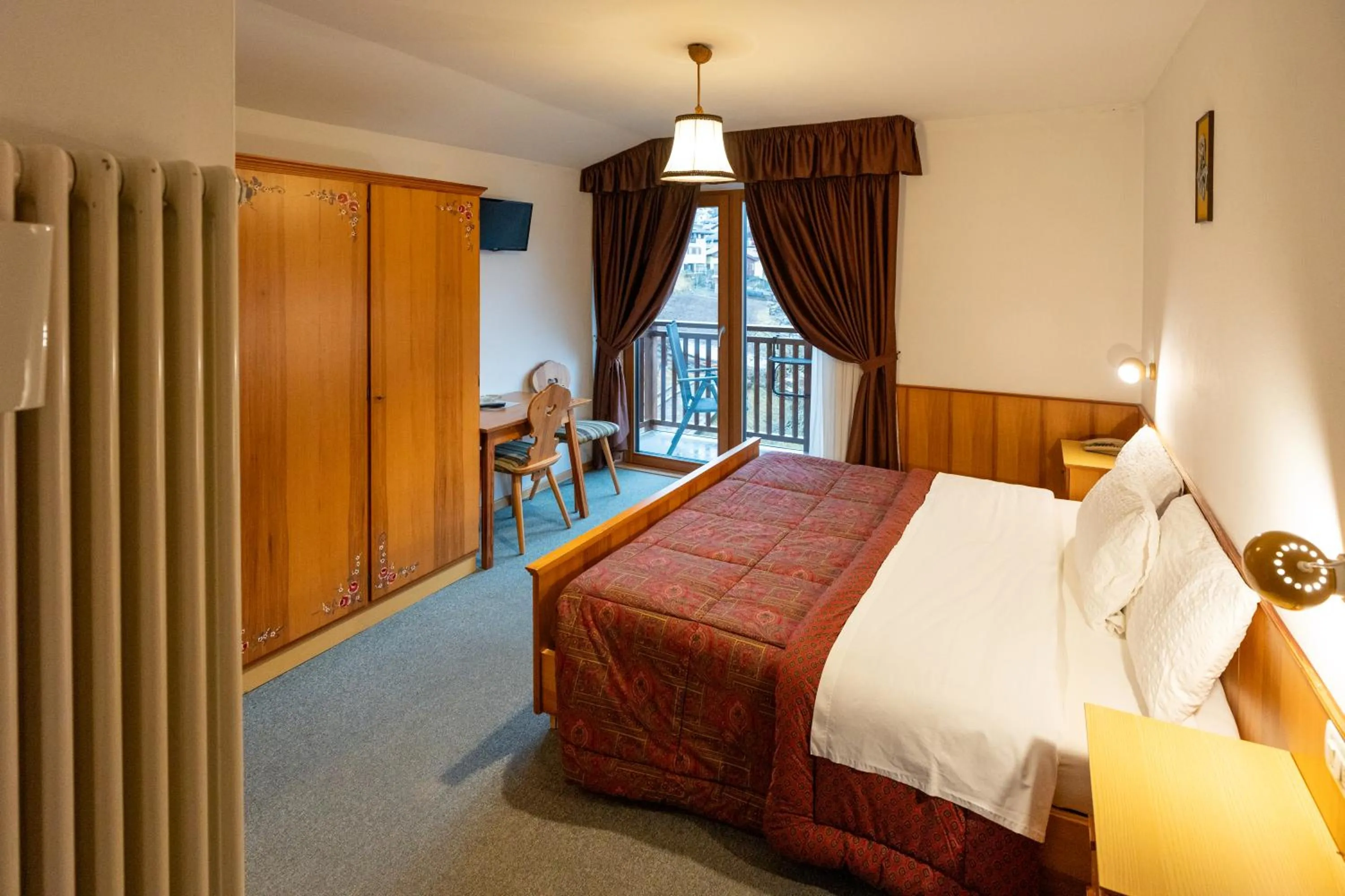 Bed in Albergo Pensione Serenetta