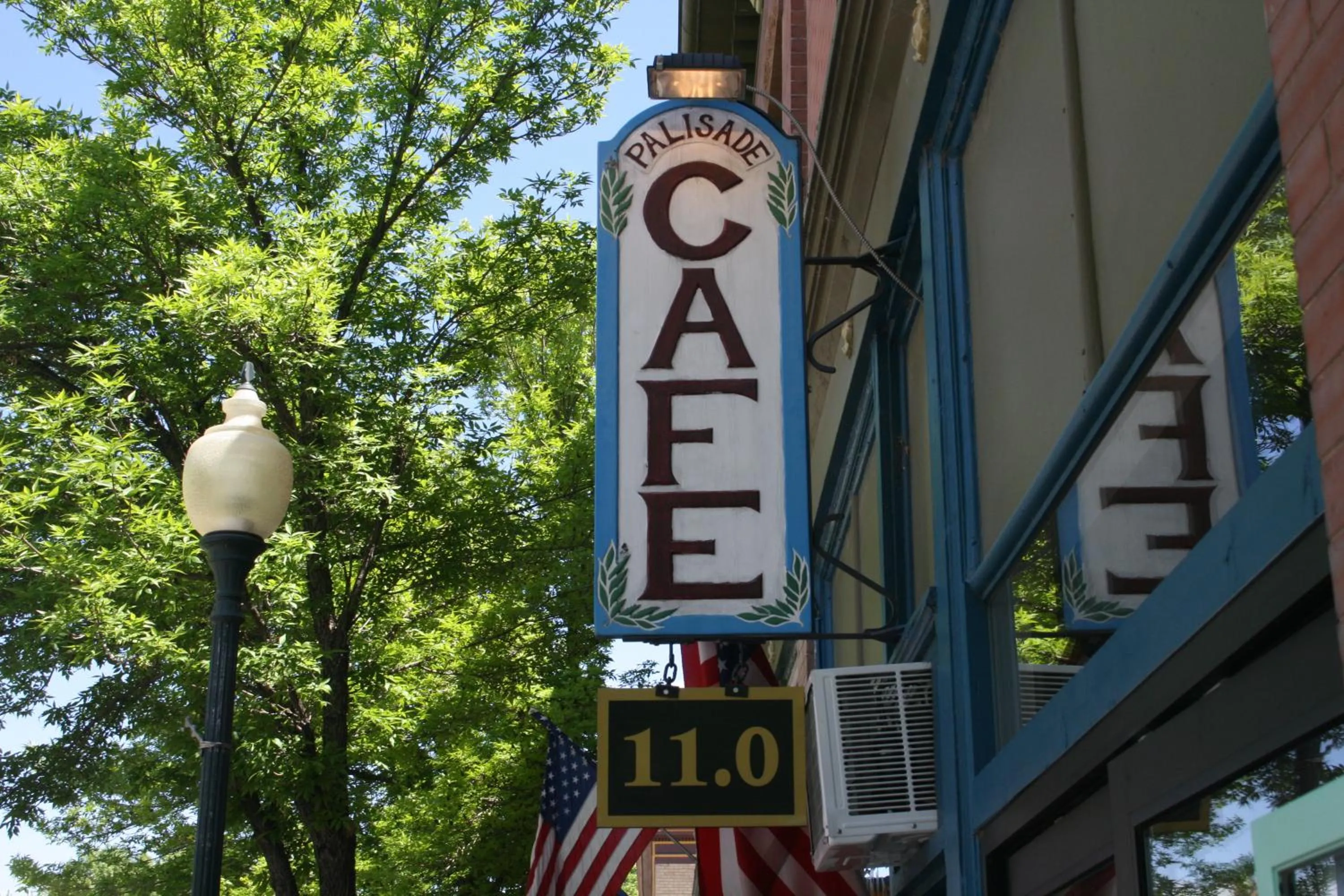 Restaurant/places to eat in Dreamcatcher Bed and Breakfast