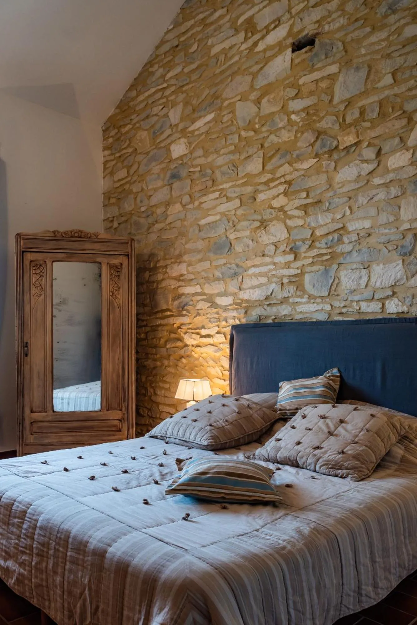 Photo of the whole room, Bed in Mas de l'arrivette