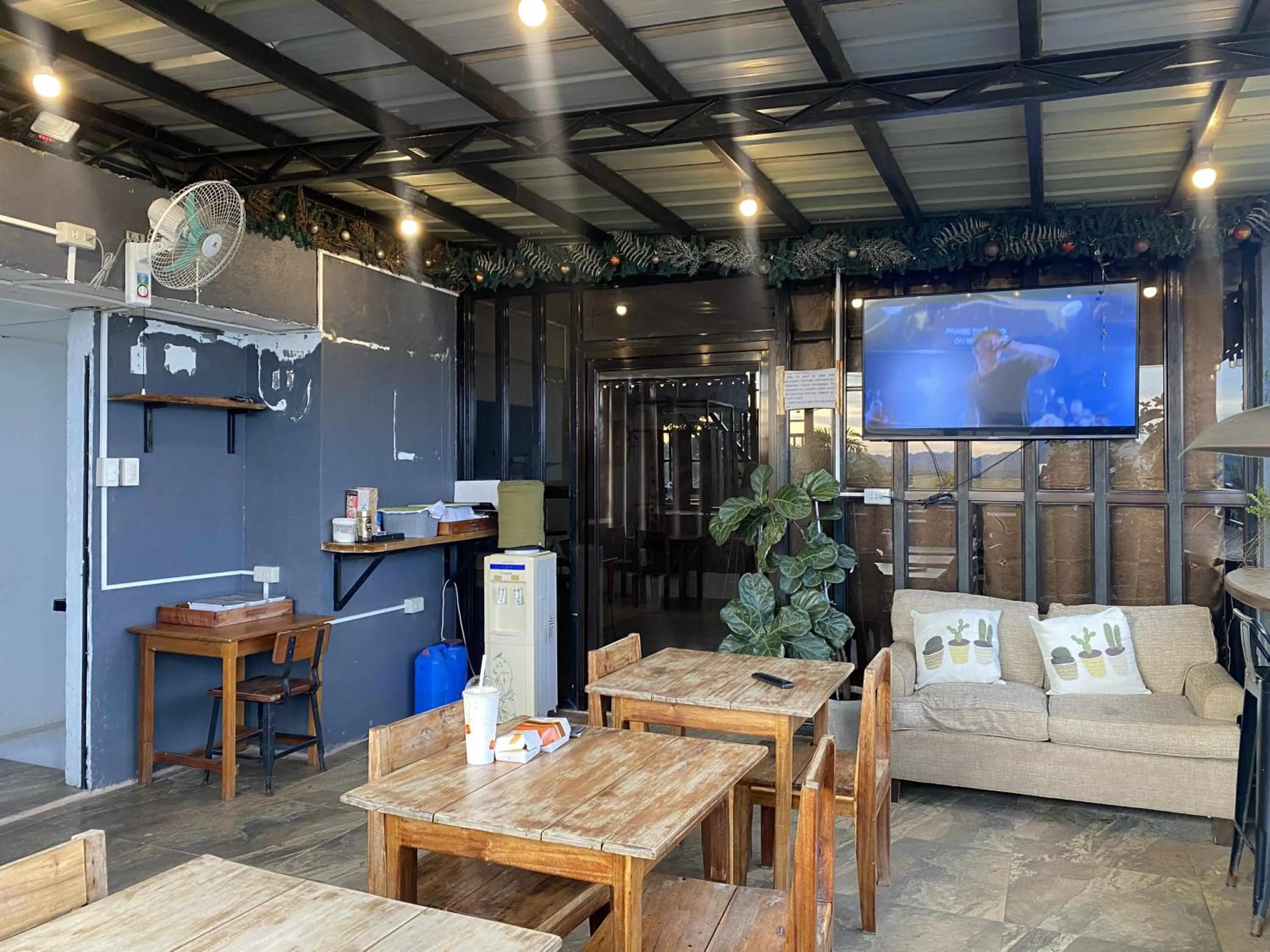 Kalis Viewpoint Lodge Coron