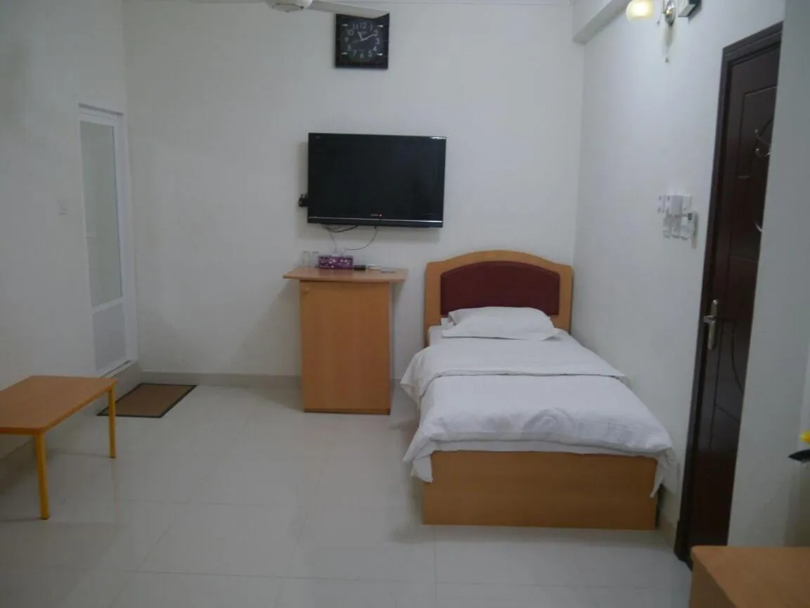 Bedroom, Bed in Plaza Hotel