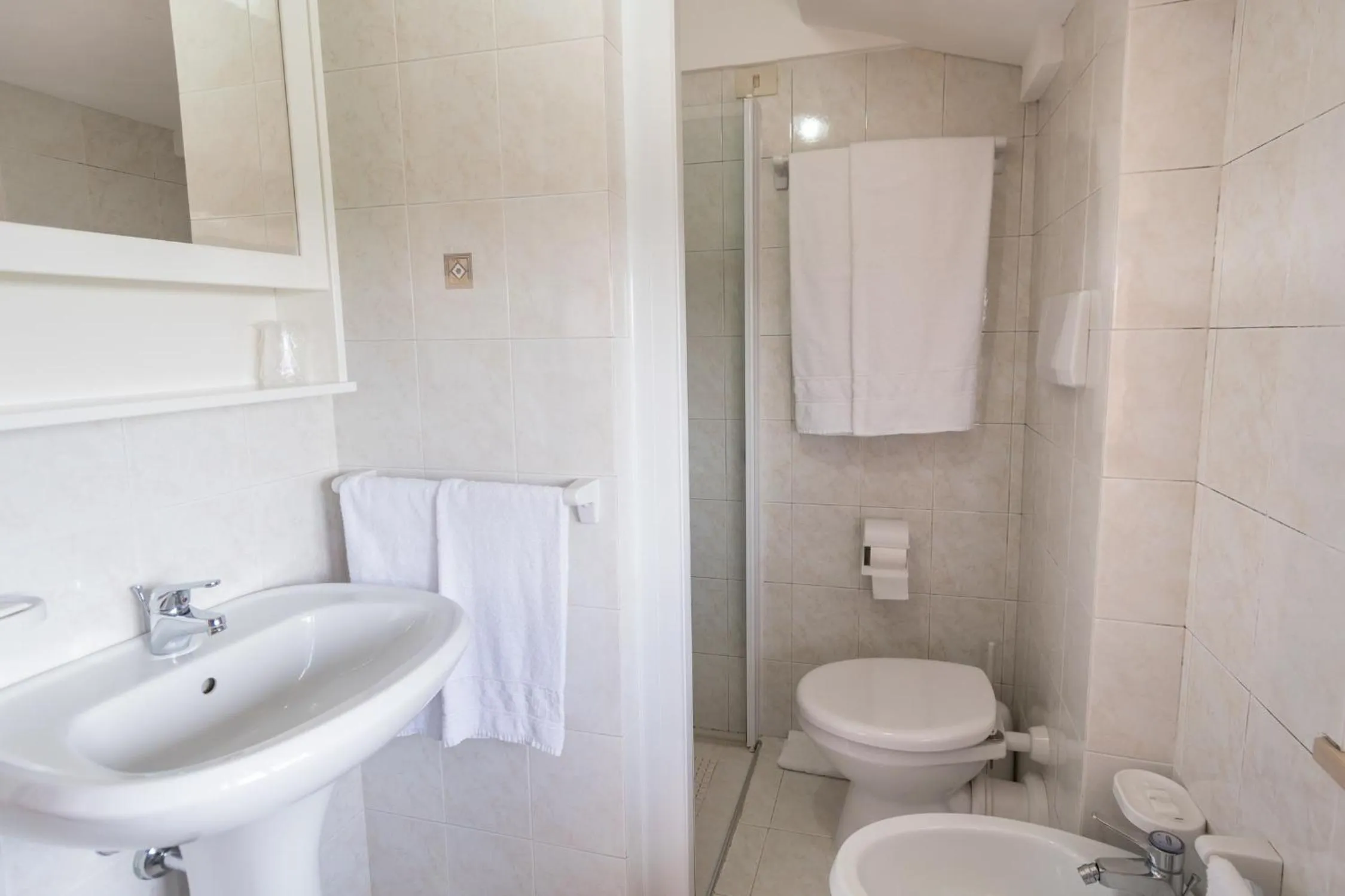 Shower in La Piaggia