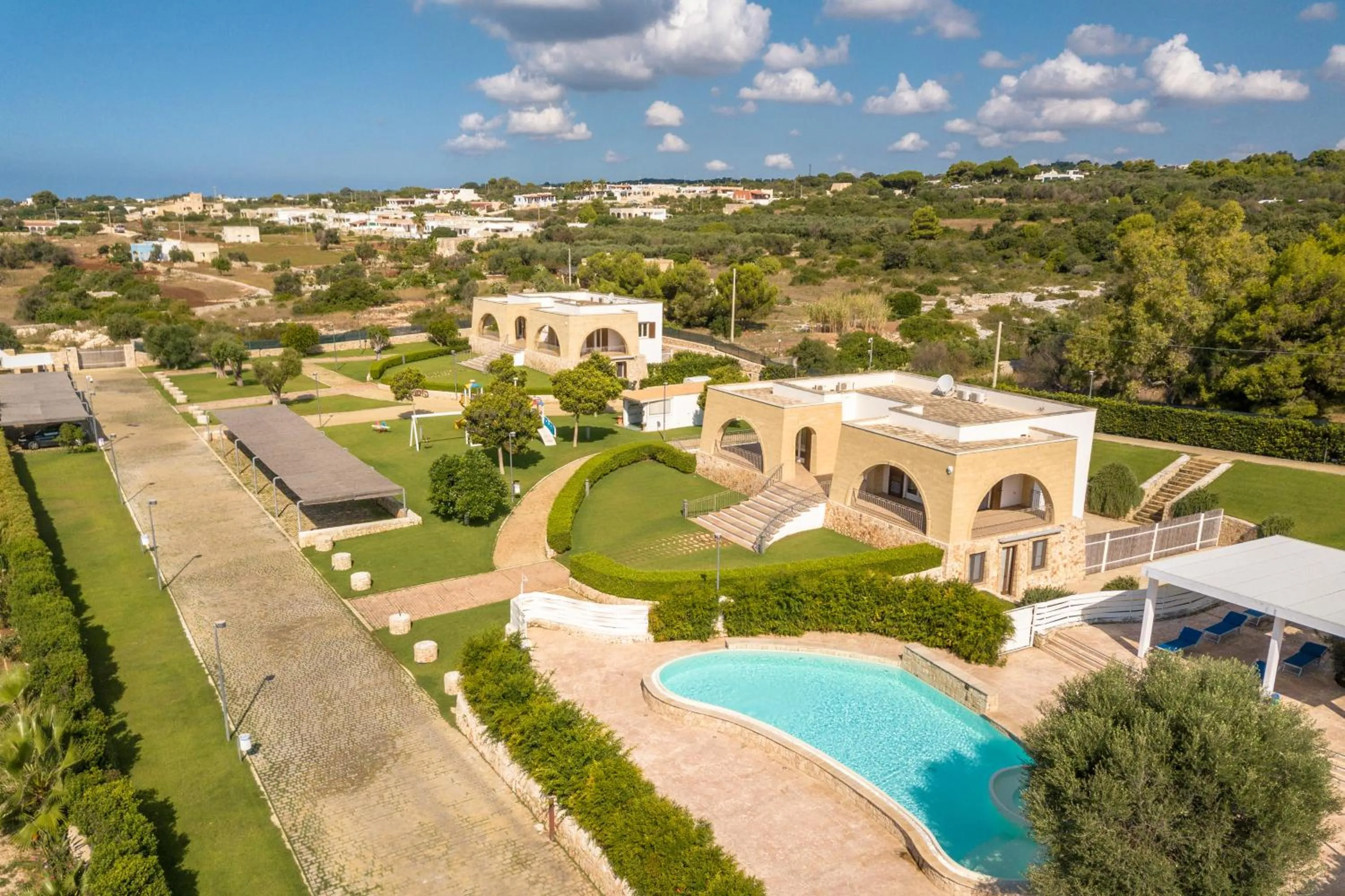 Property building in Residence Magic Sea Torre Pali