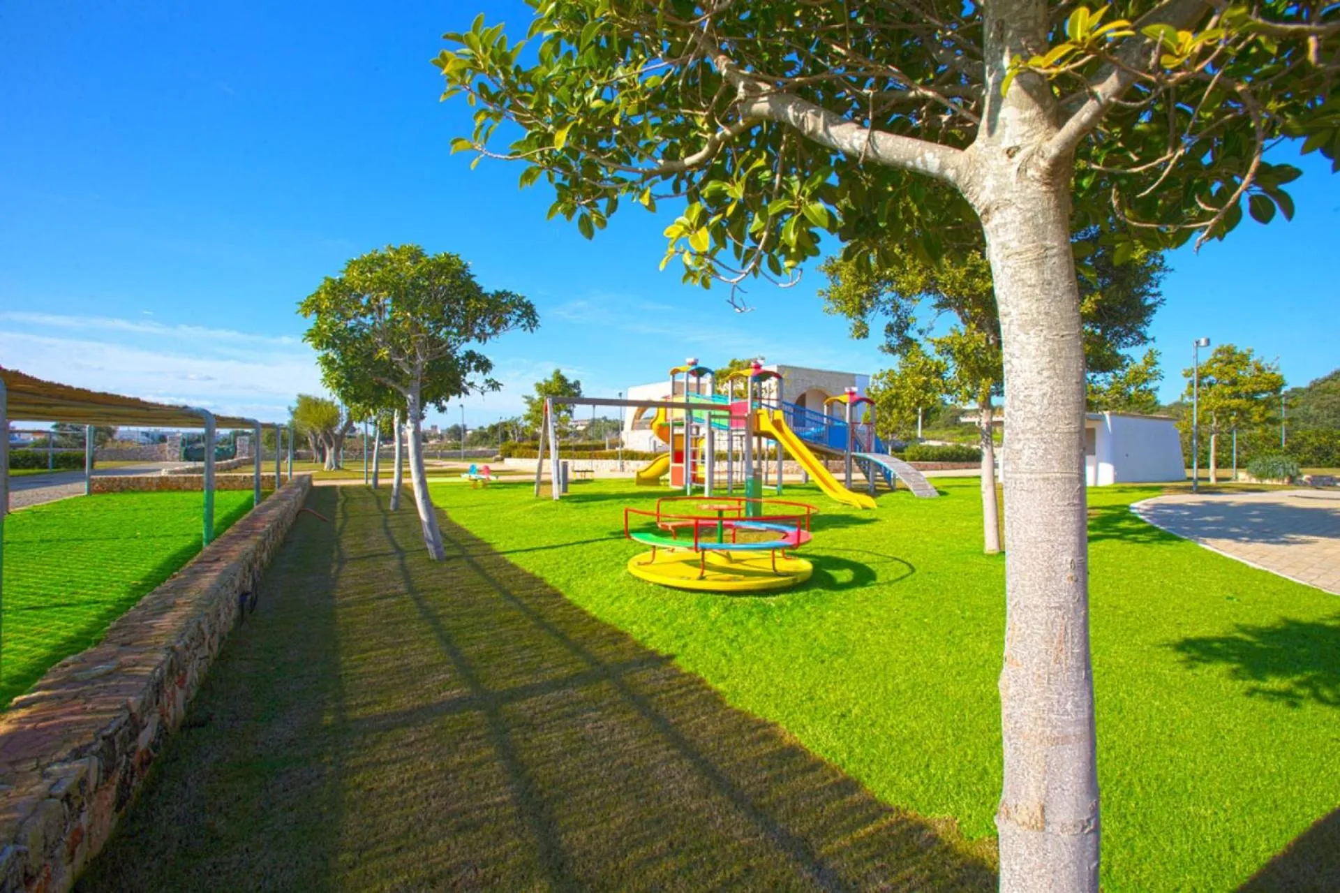 Property building in Residence Magic Sea Torre Pali