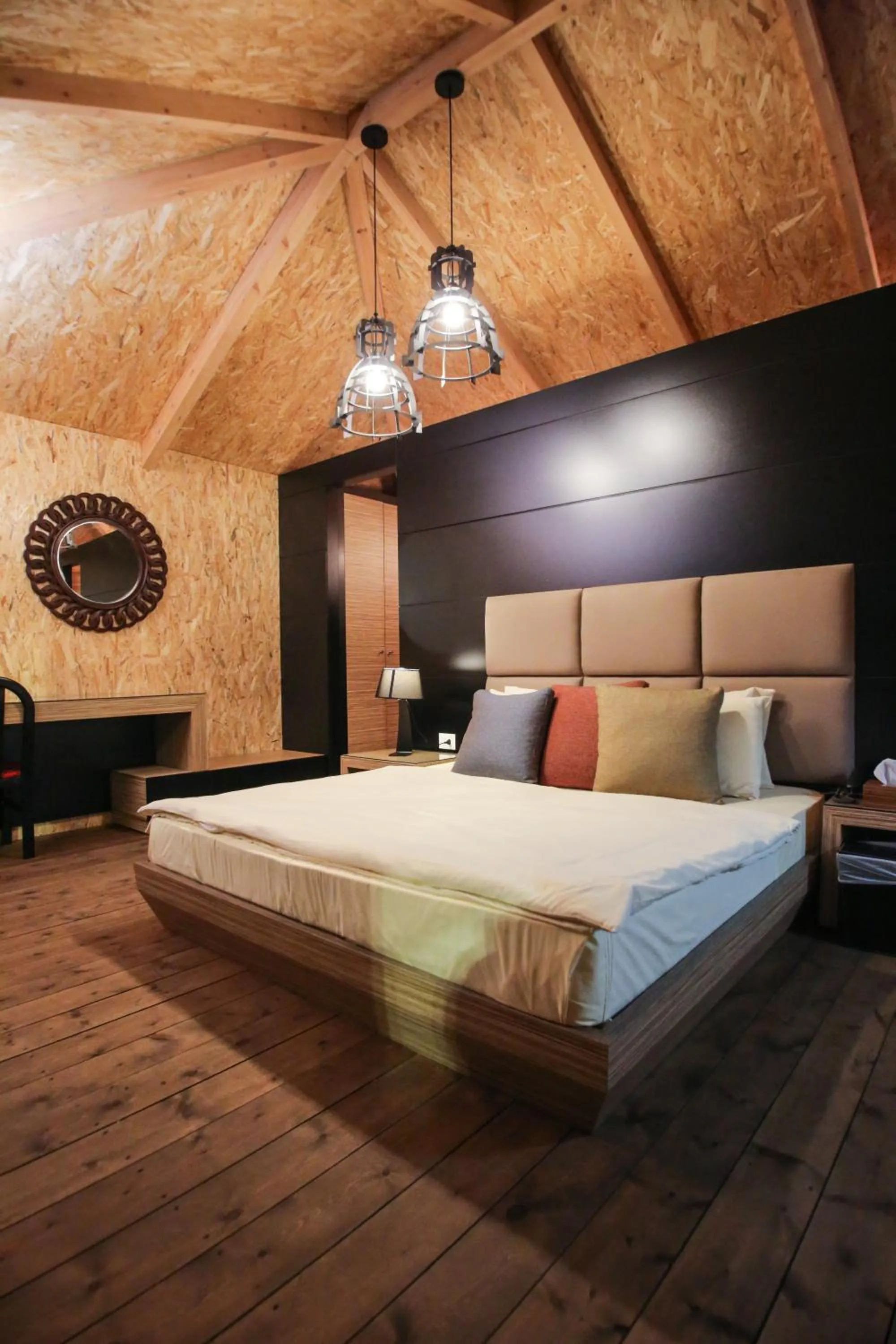 Bed in Four Seasons Halat