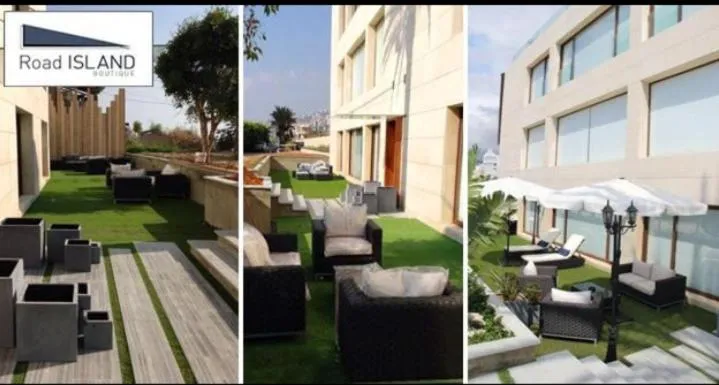 Garden in Four Seasons Halat