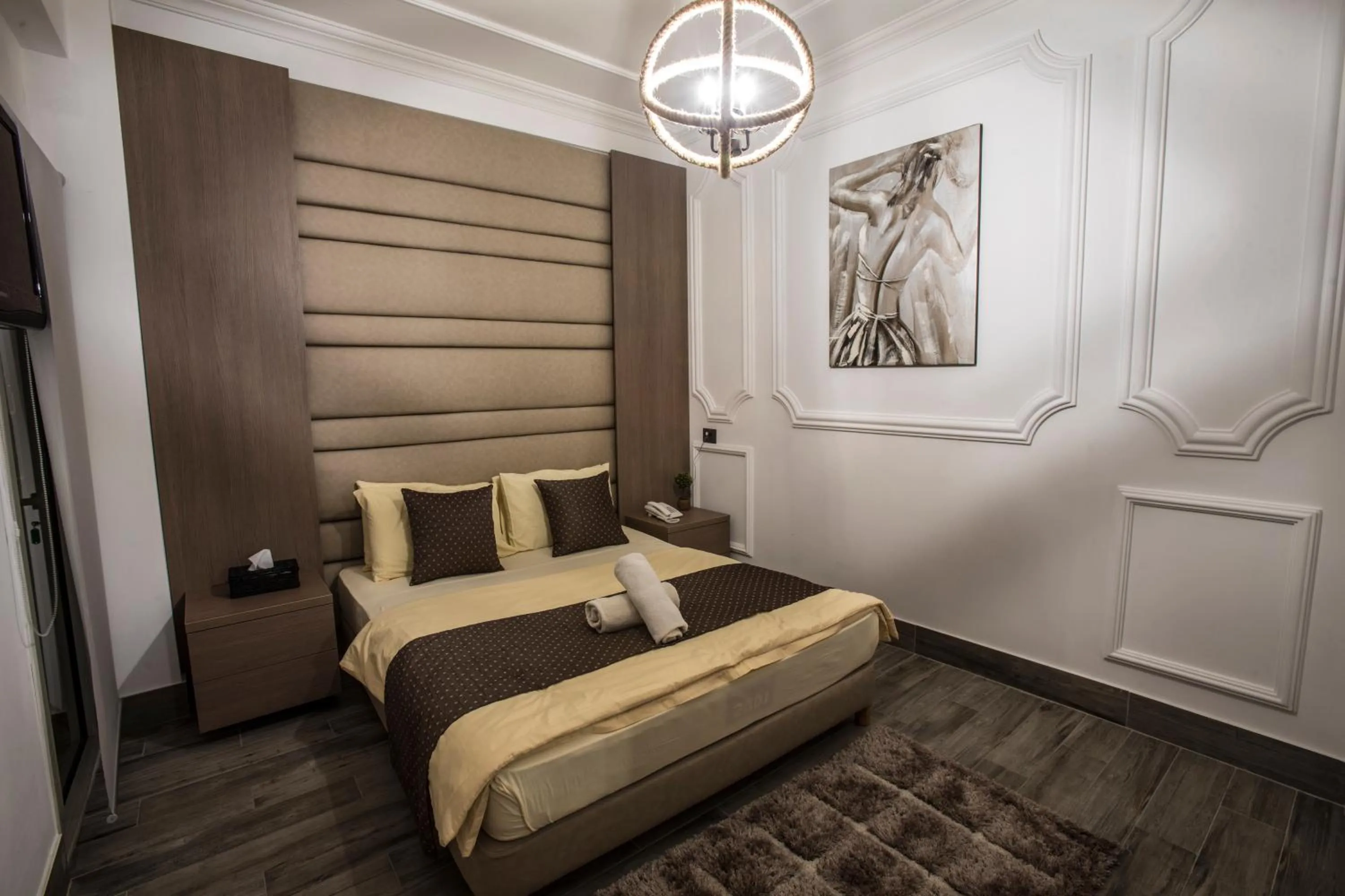 Bed in Four Seasons Halat