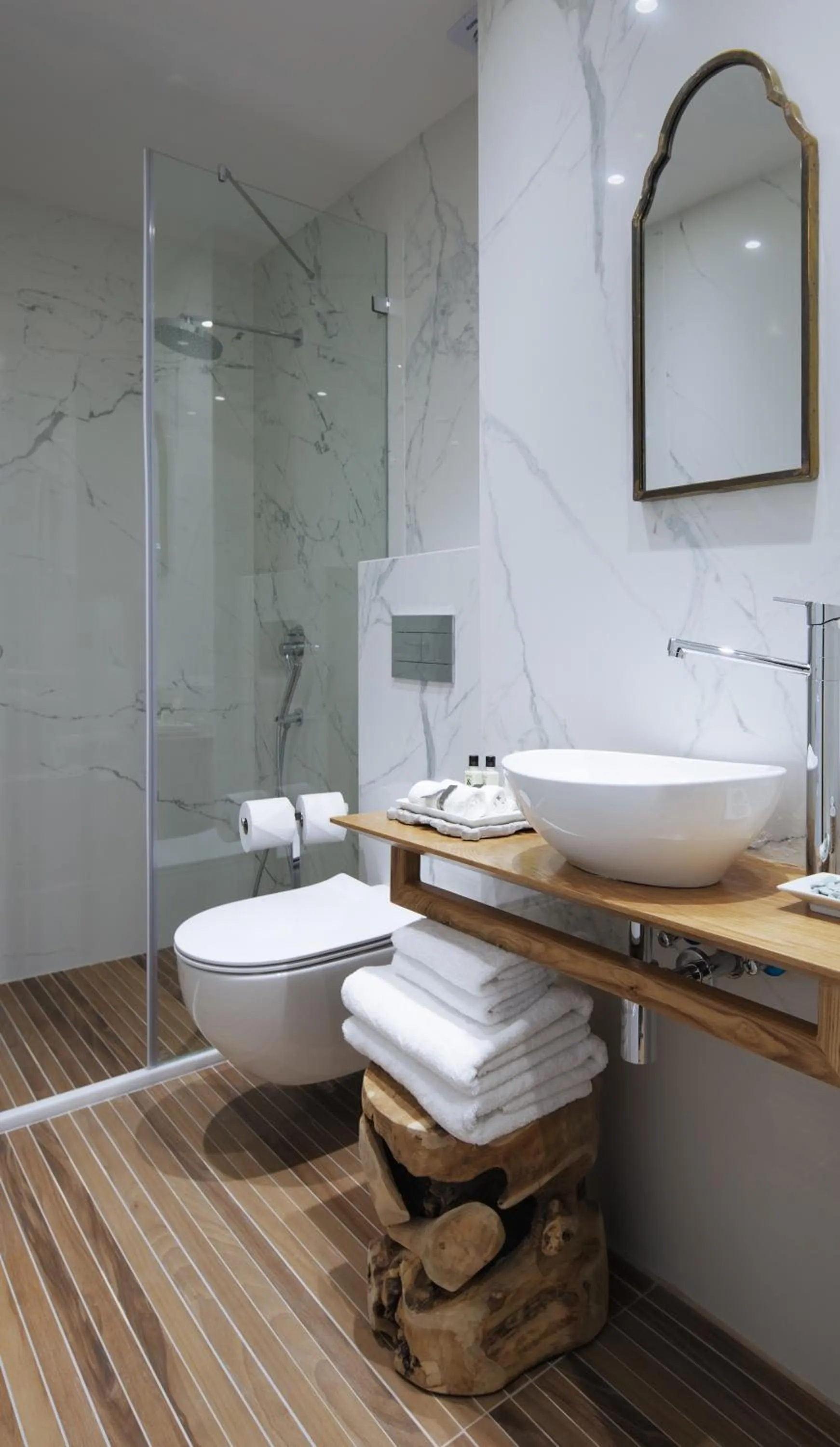 Shower in A23 Boutique Hotel