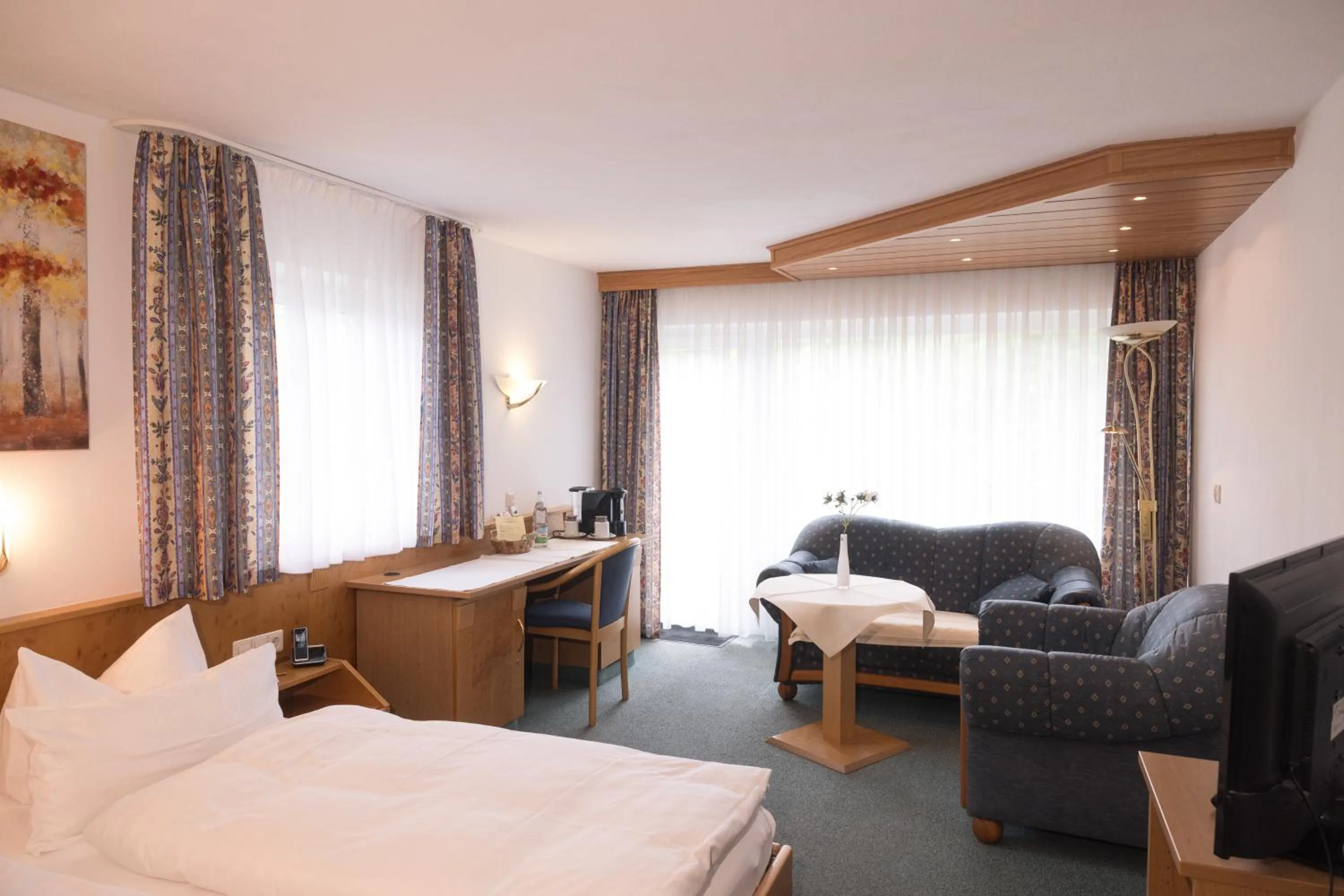 TV and multimedia, Bed in Hotel Breitenbacher Hof