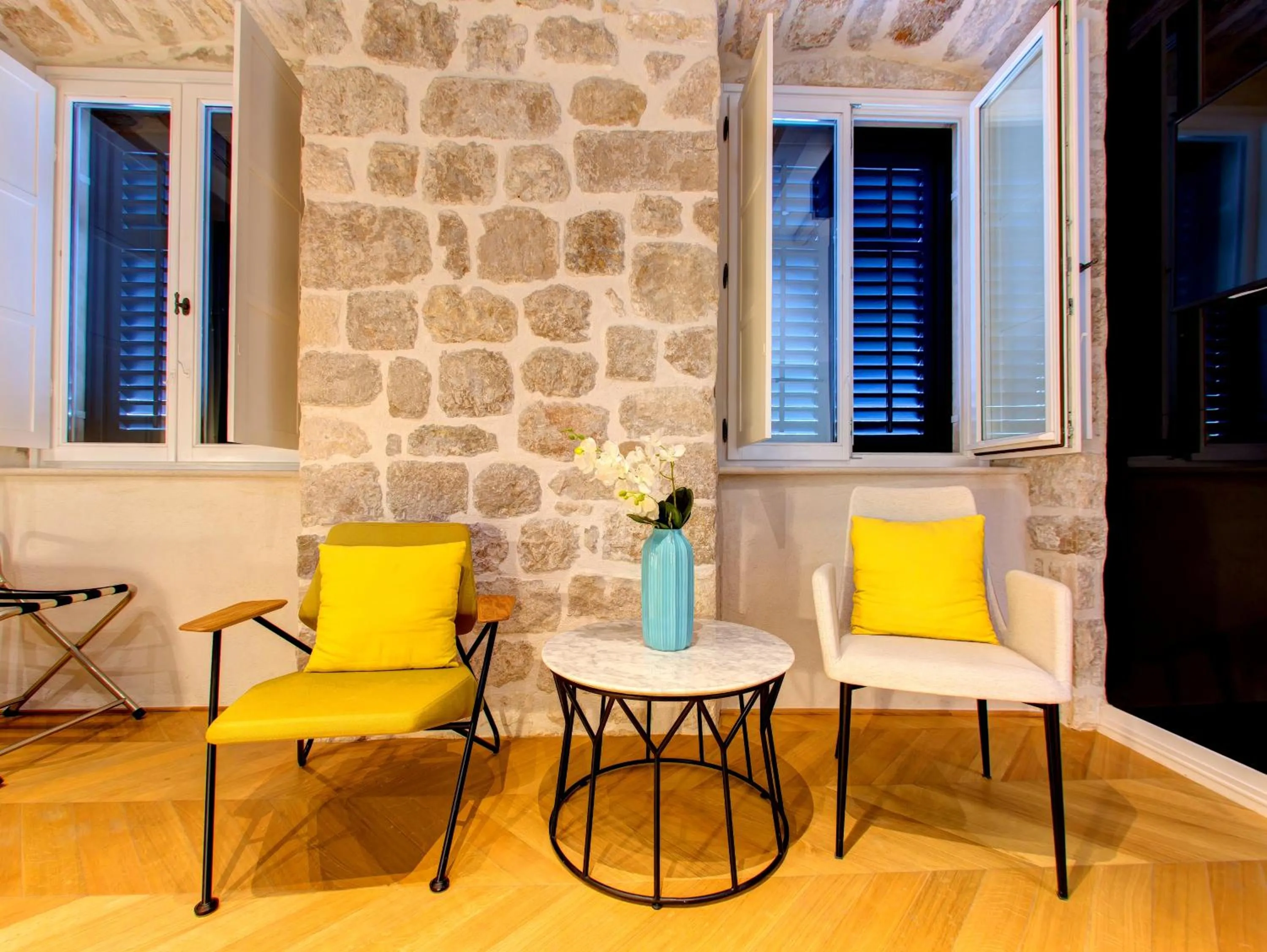 Seating area in Guest House Forty-Four