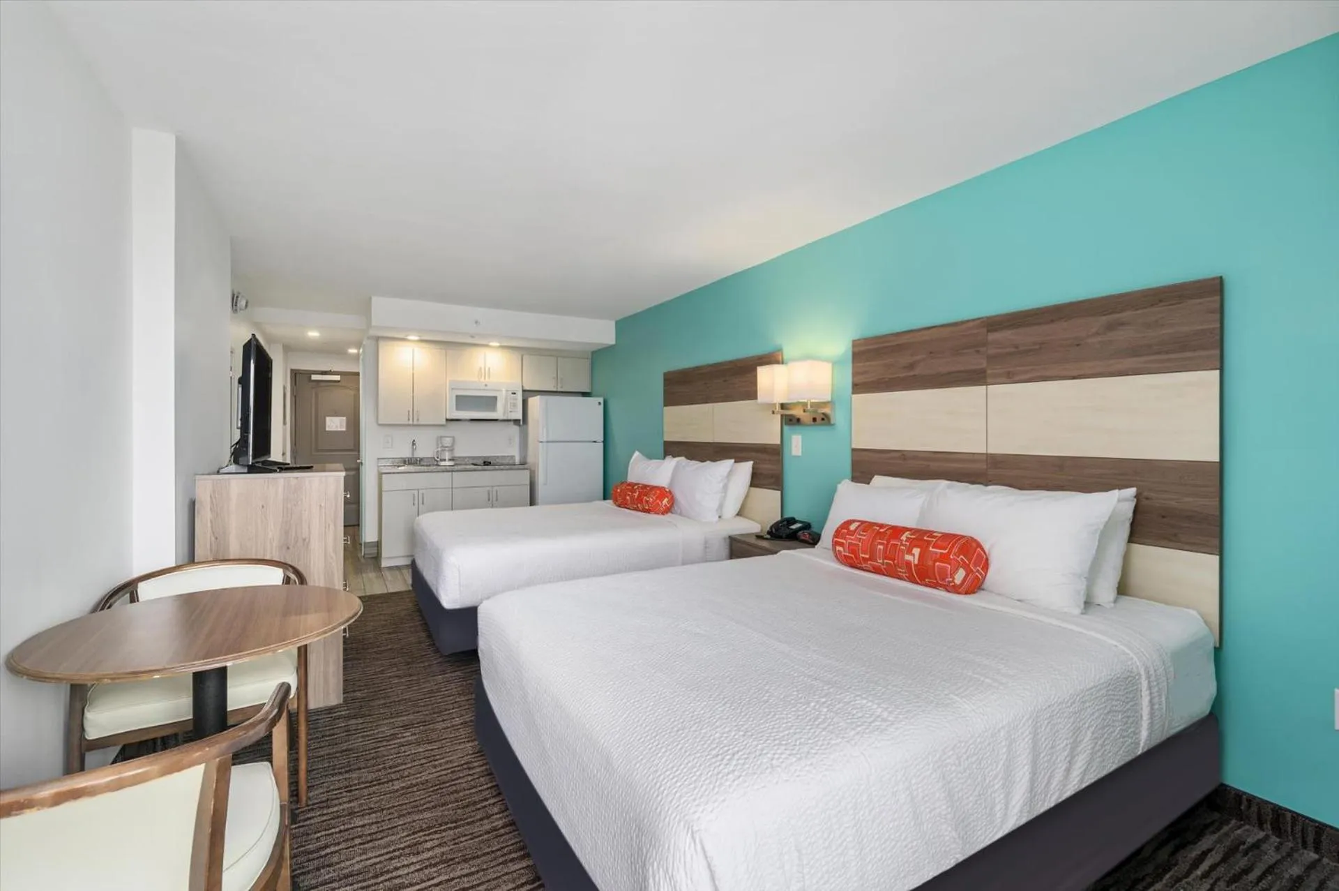 Bedroom, Bed in Monte Carlo Boardwalk / Oceanfront Ocean City