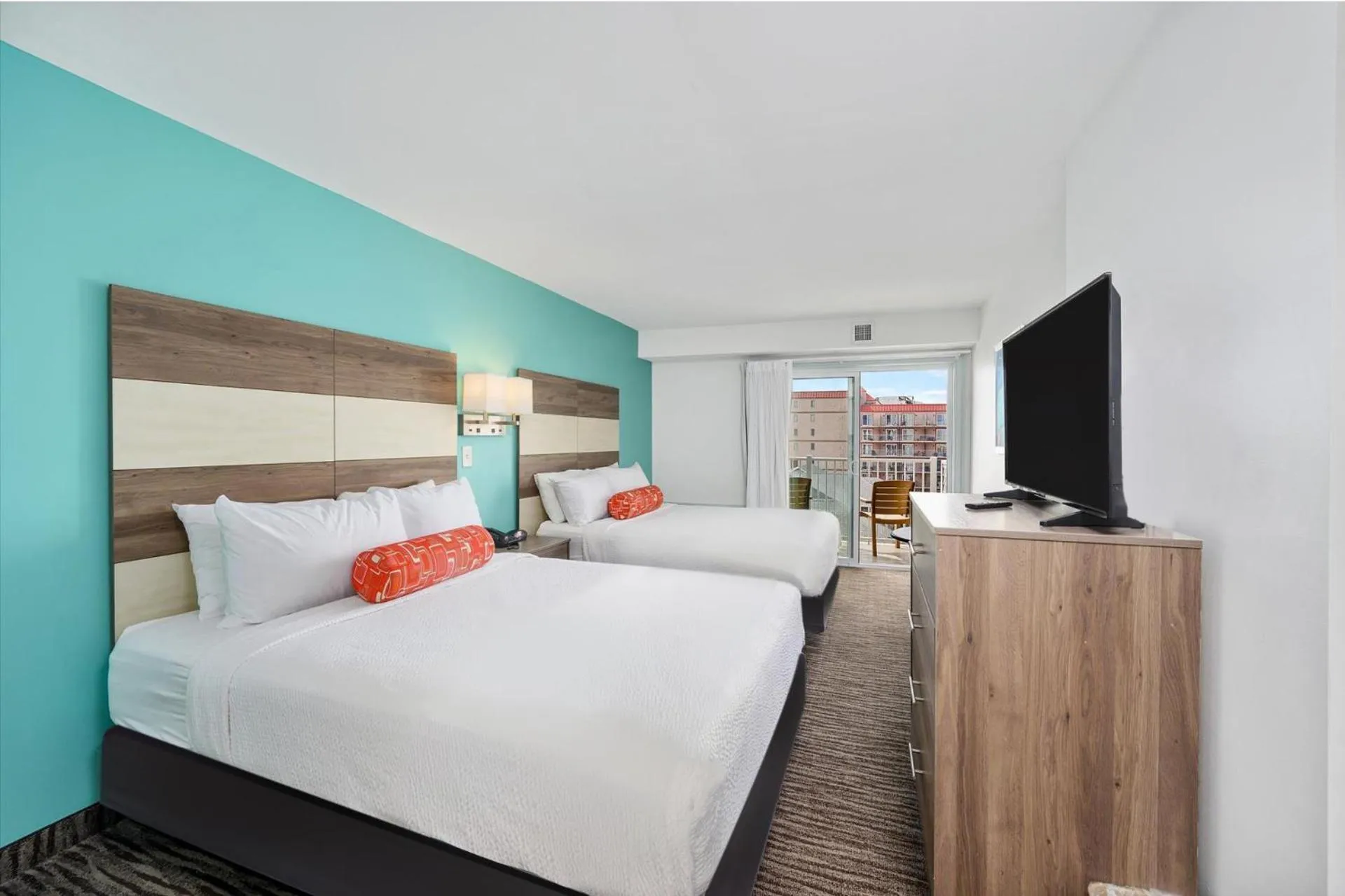 Photo of the whole room, Bed in Monte Carlo Boardwalk / Oceanfront Ocean City