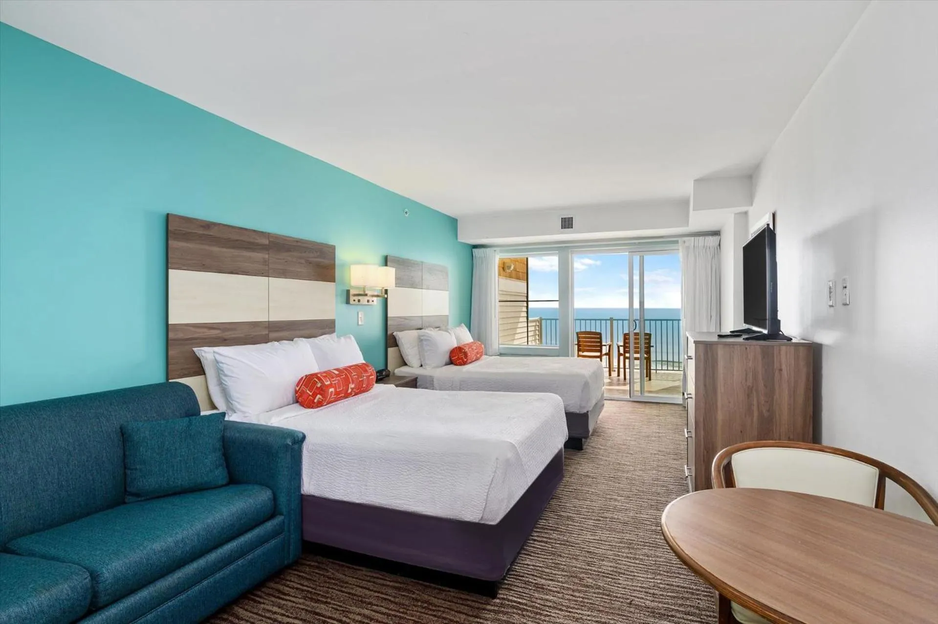 Photo of the whole room, Bed in Monte Carlo Boardwalk / Oceanfront Ocean City