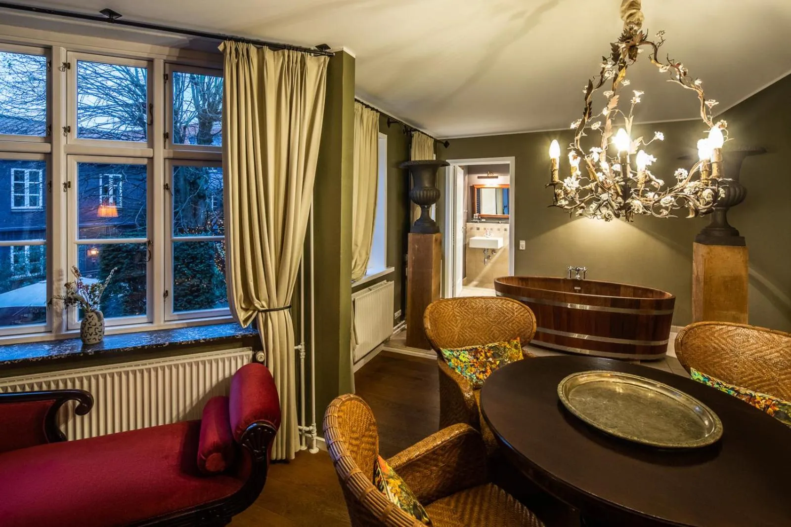 Dining area in Villa Provence