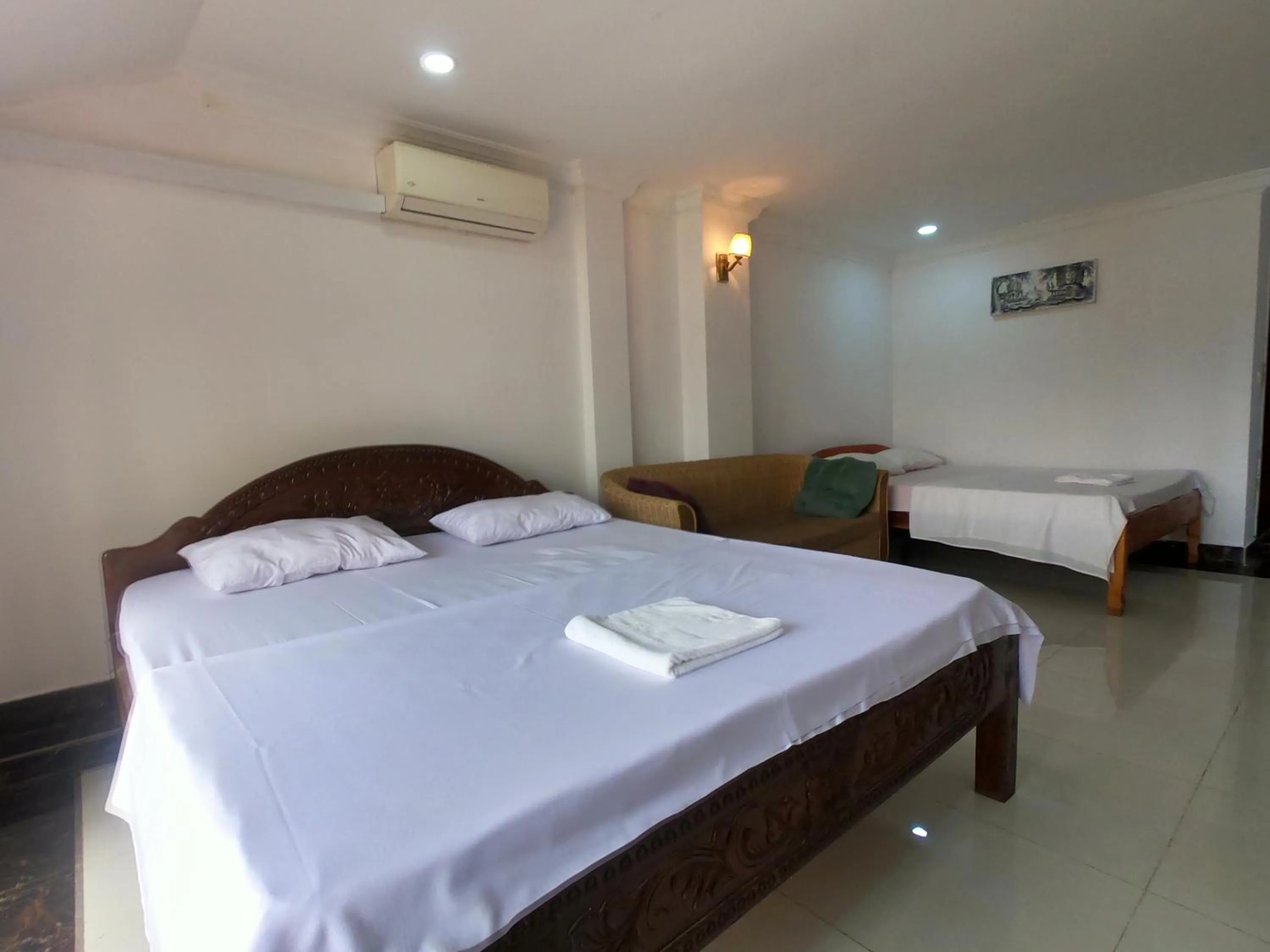 Property building, Bed in Good Morning Kampot
