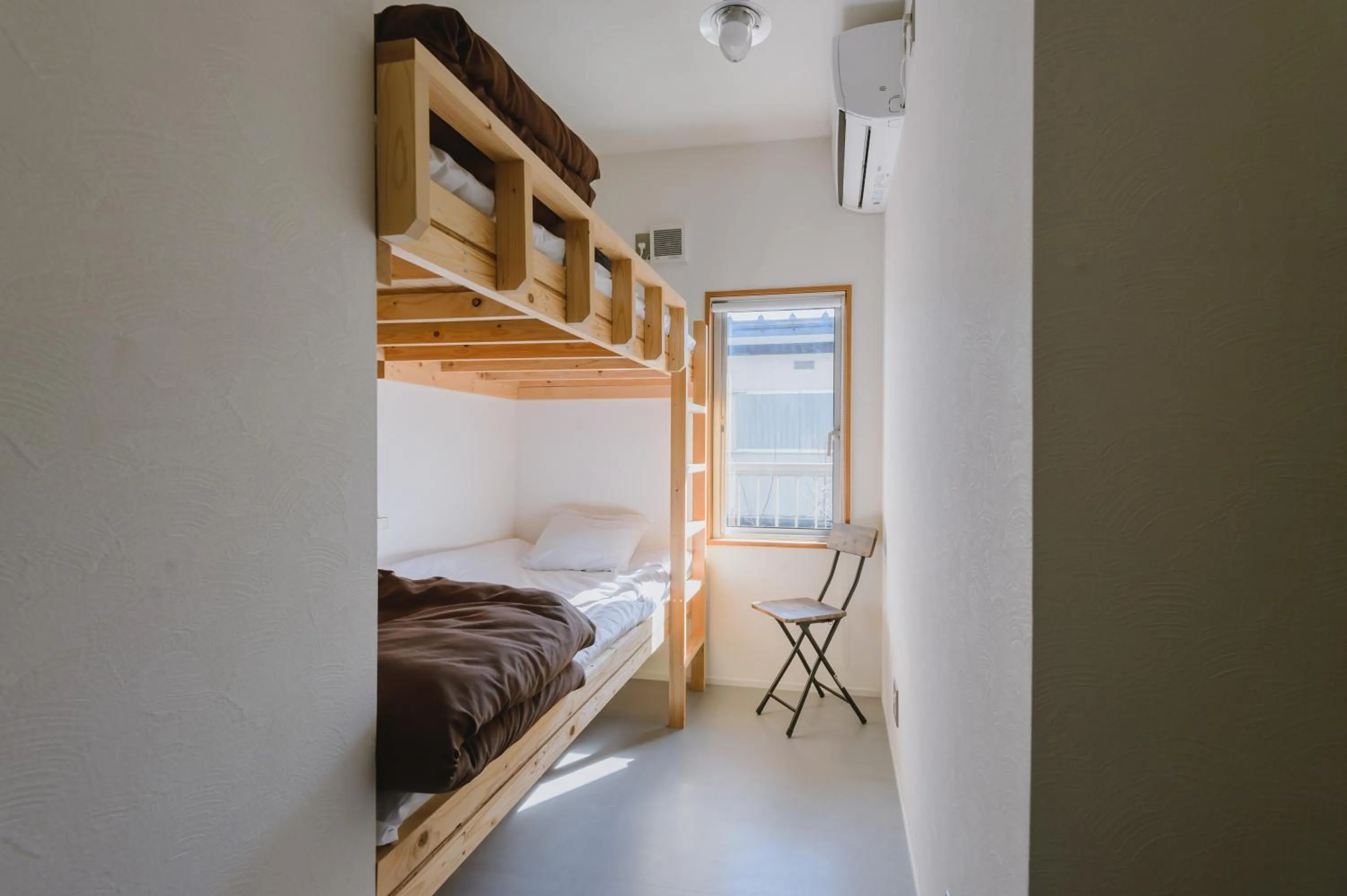 bunk bed, Bed in guesthouse SHIBAFU