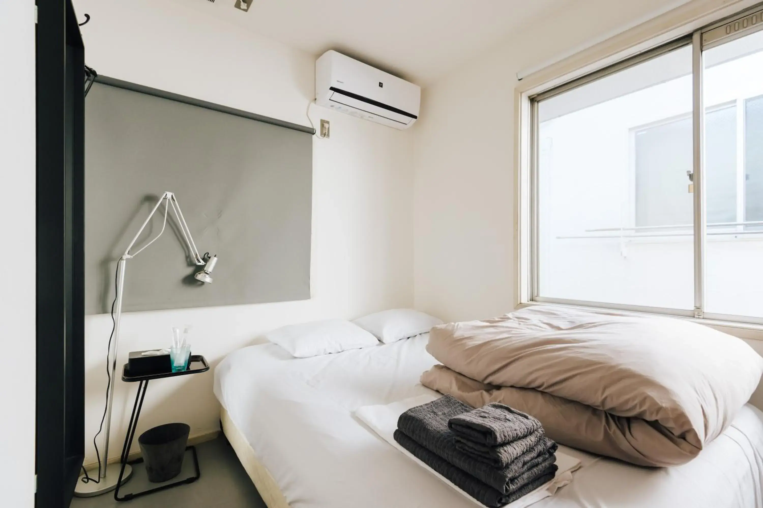 Queen Room - single occupancy in guesthouse SHIBAFU Queen Room - single occupancy in guesthouse SHIBAFU