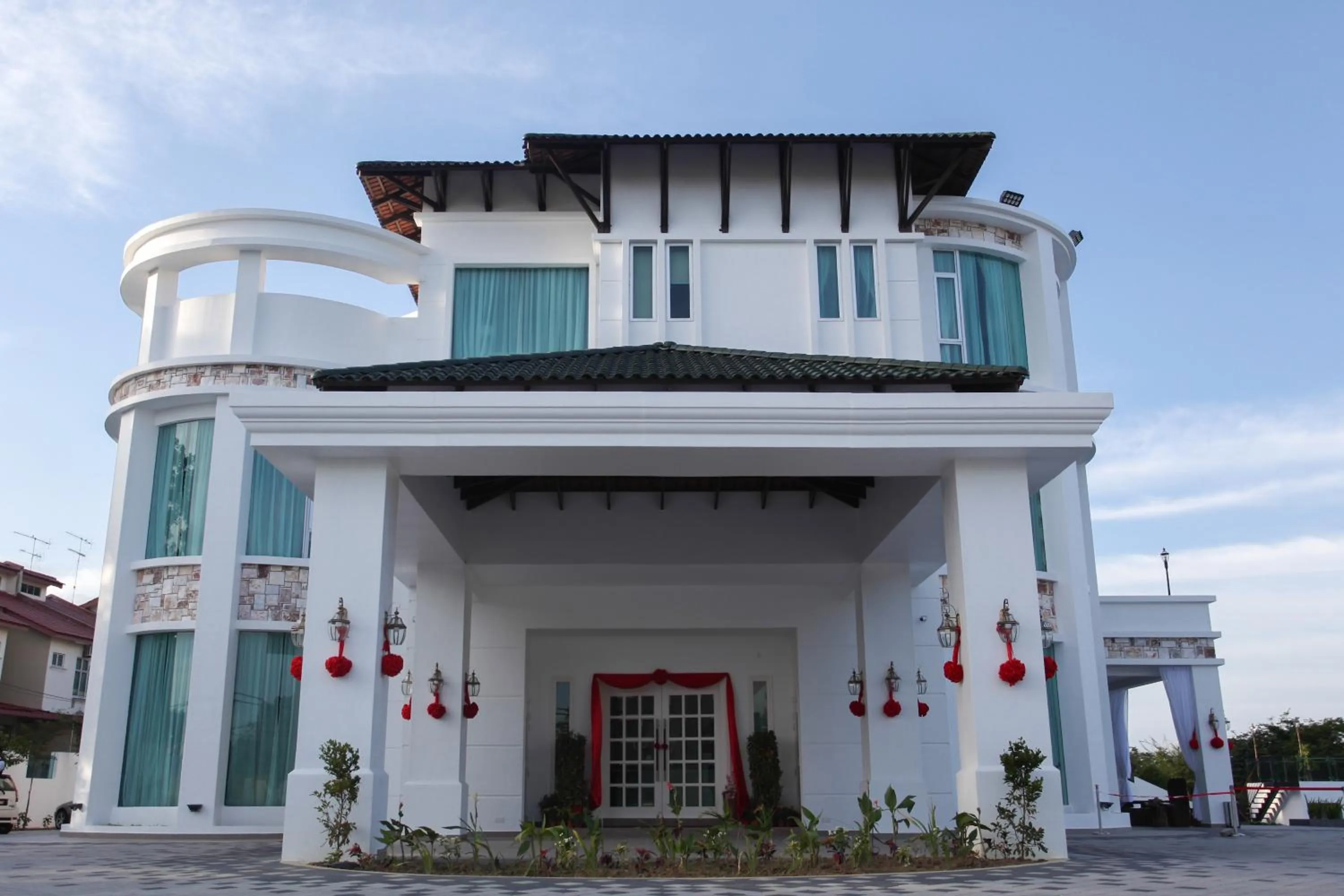 Facade/entrance in Casa Bianca