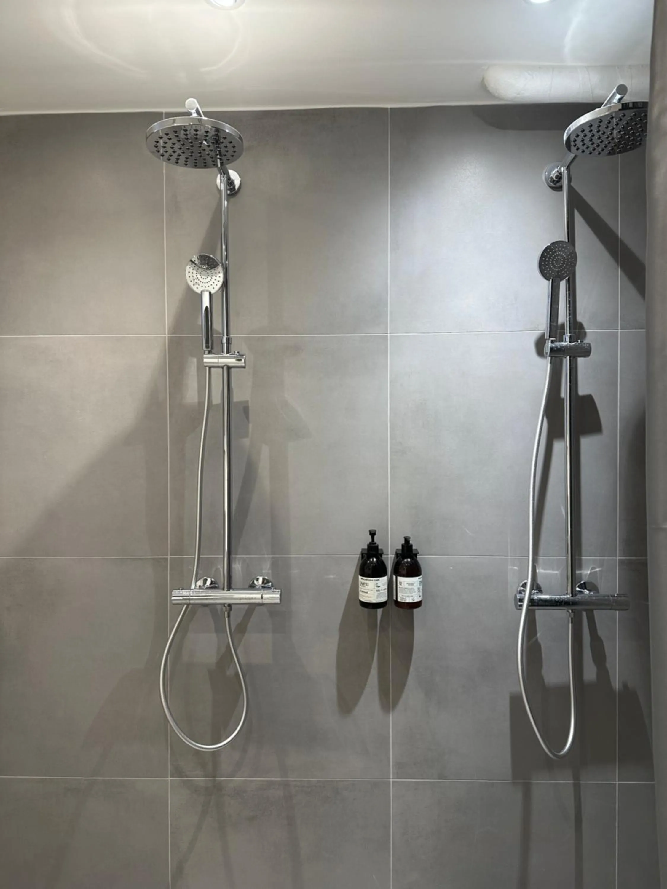 Public Bath in Savoy Hotel