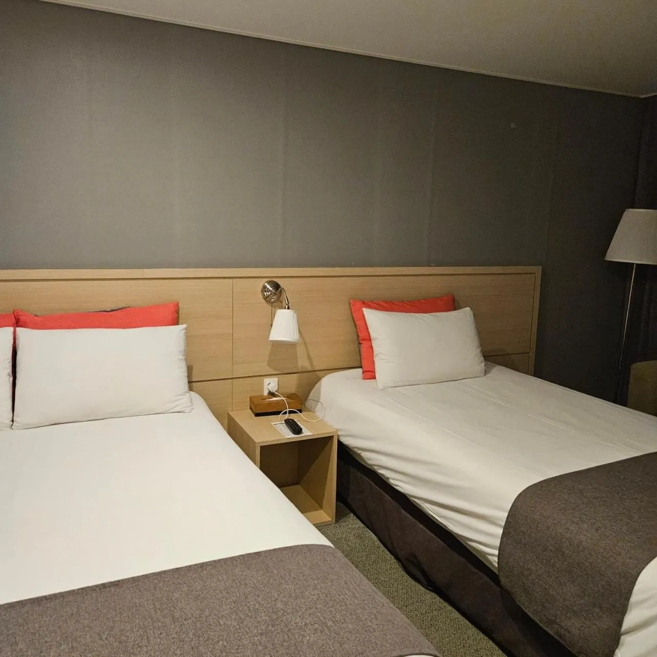 Bedroom, Bed in Hotel Shalom Jeju