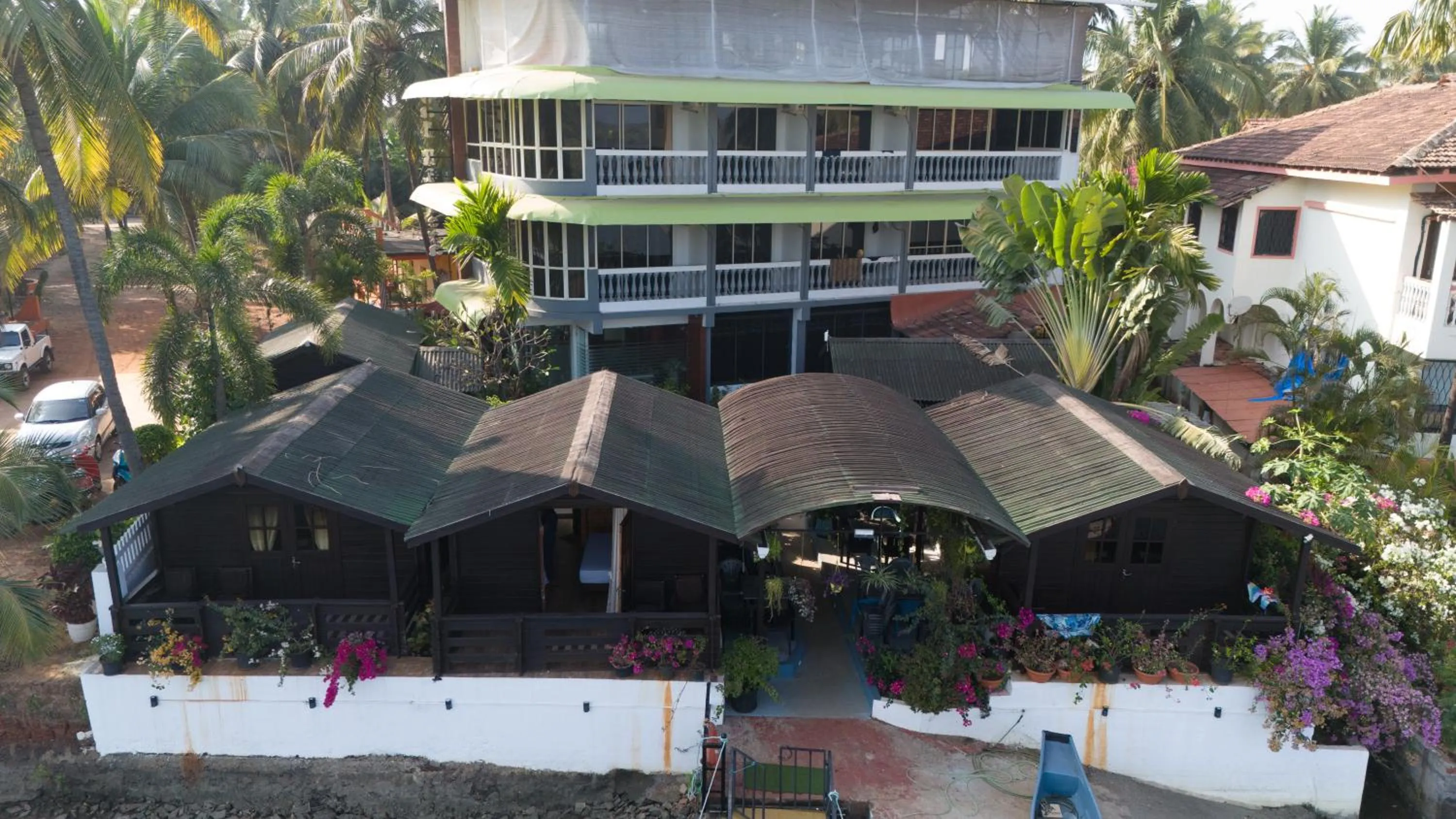 Property building in Sal Riviera