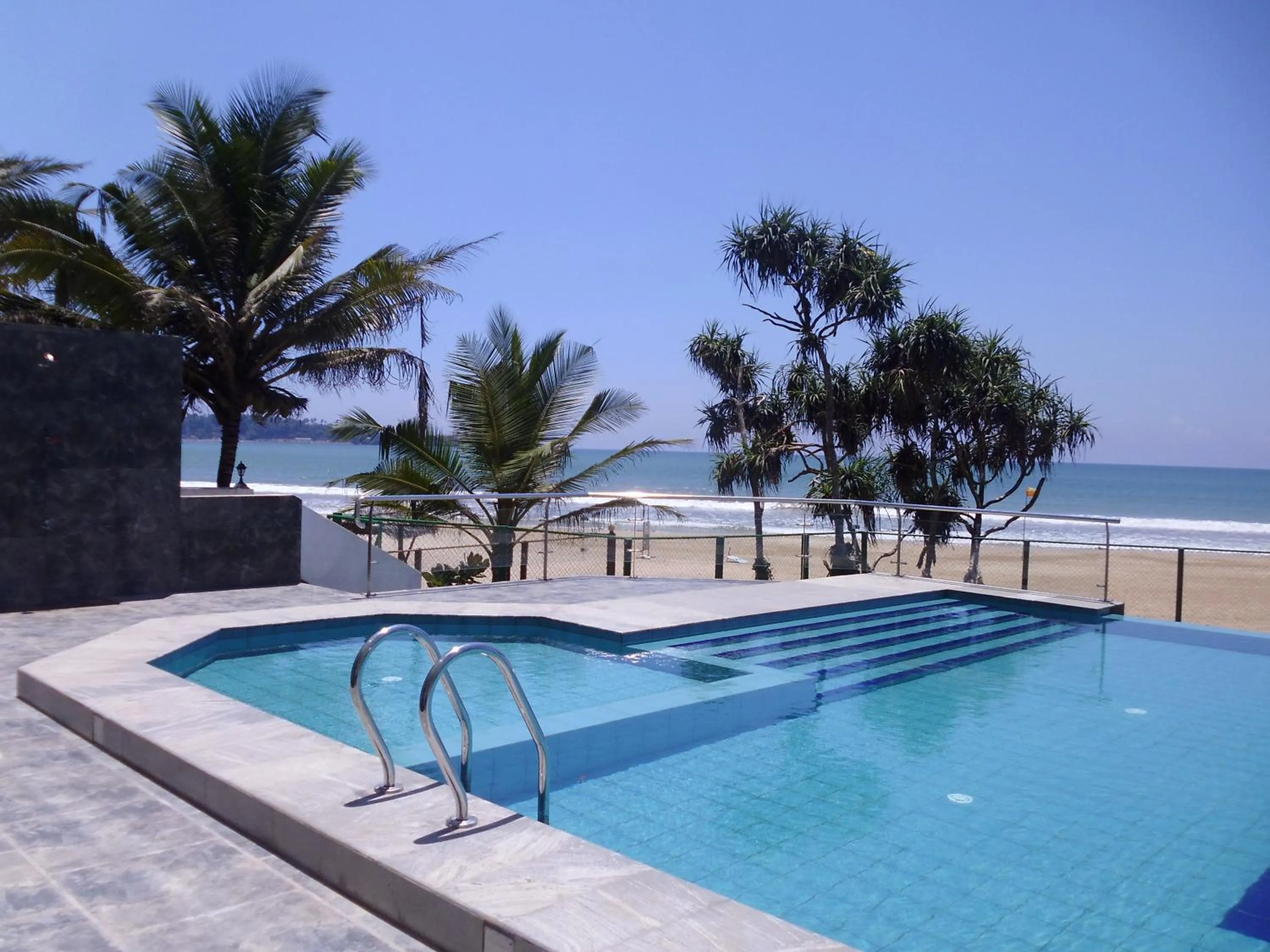 Swimming pool in Twenty-Two Weligambay