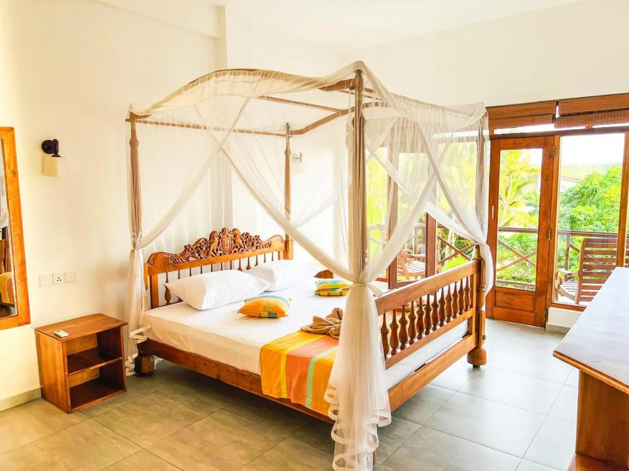 Photo of the whole room, Bed in Twenty-Two Weligambay