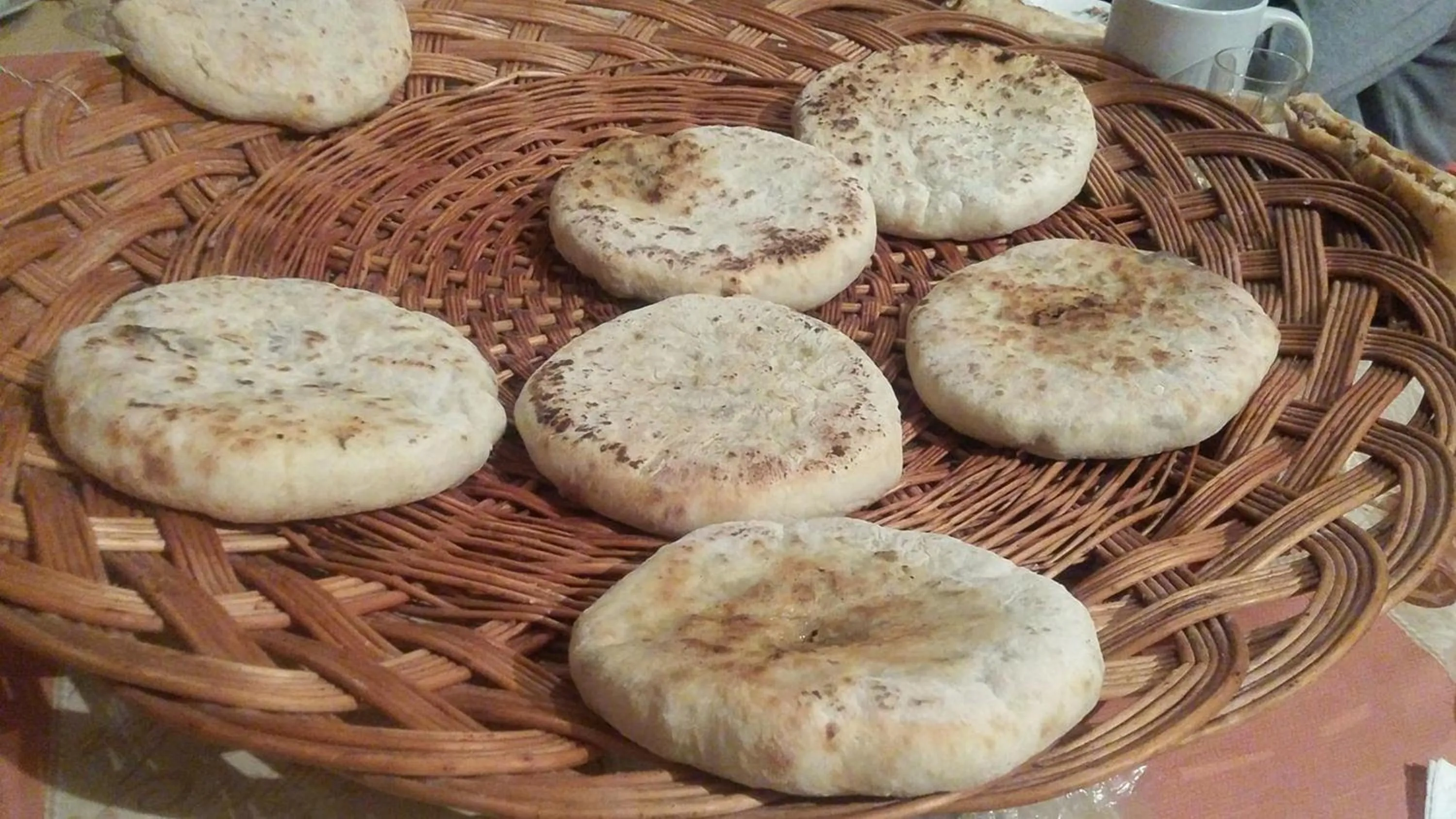 Meals, Food in Hotel Level