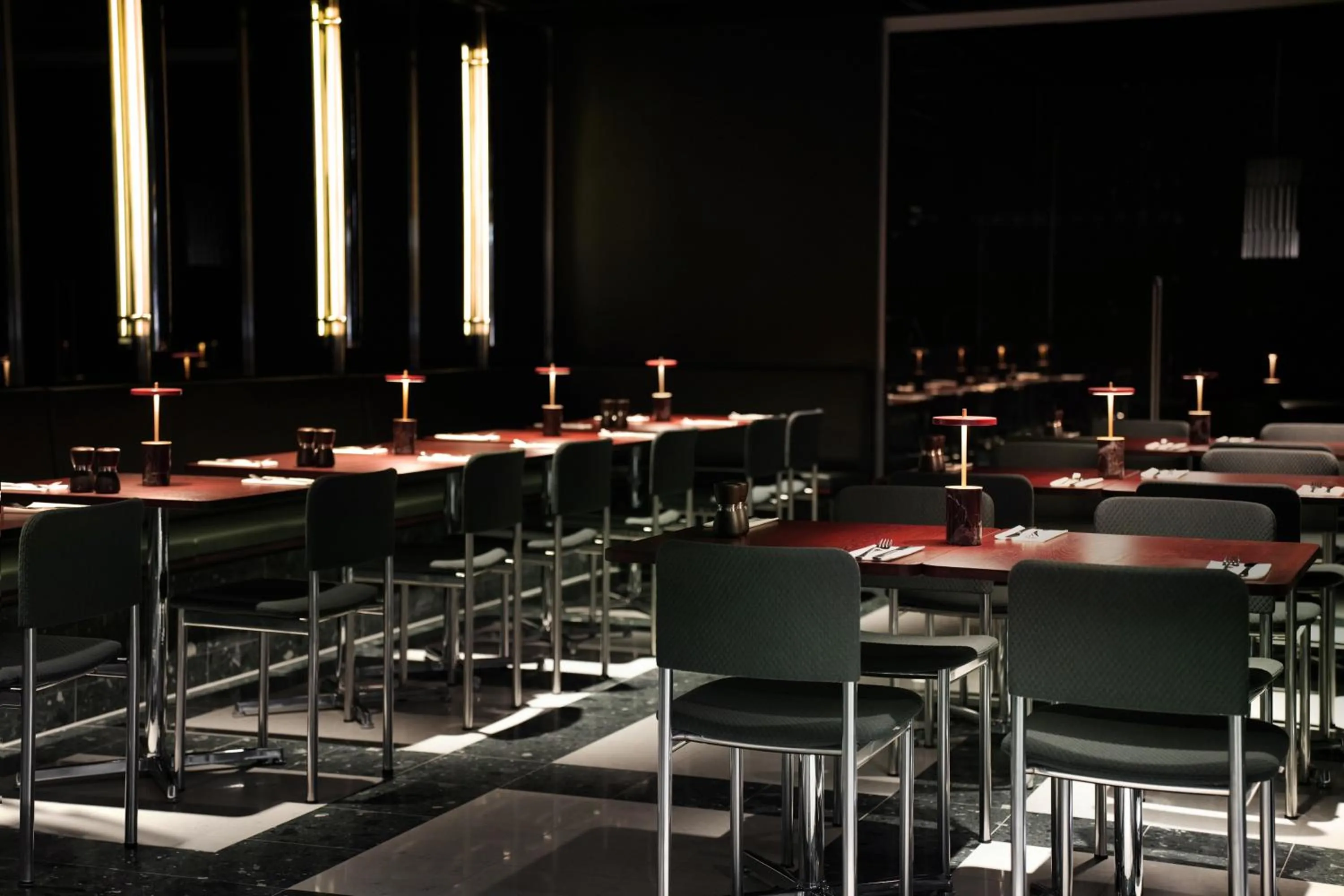 Restaurant/places to eat in Hotel Hans