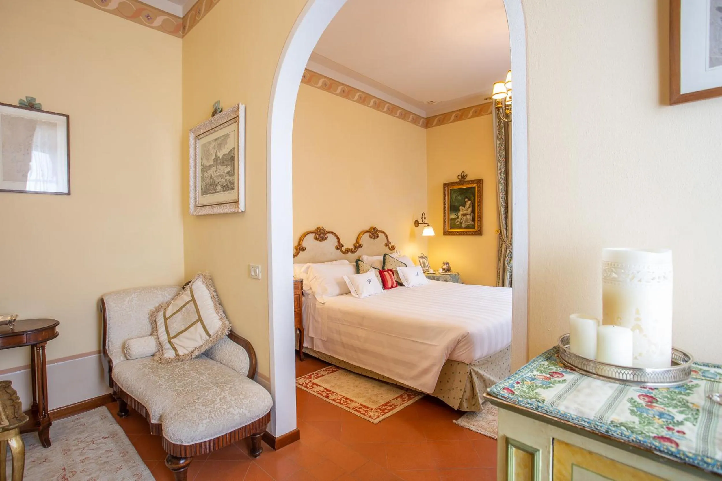 Photo of the whole room, Bed in Hotel Villa Marsili