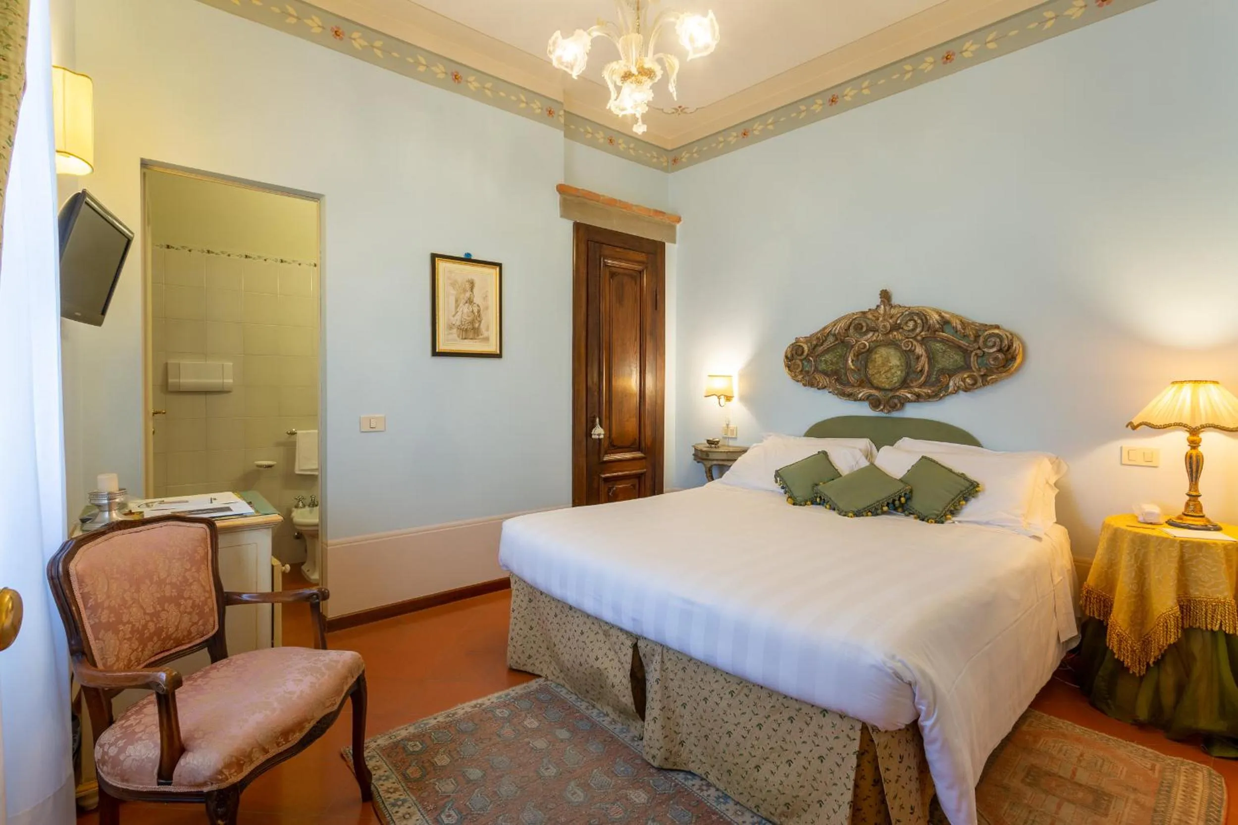 Photo of the whole room, Bed in Hotel Villa Marsili
