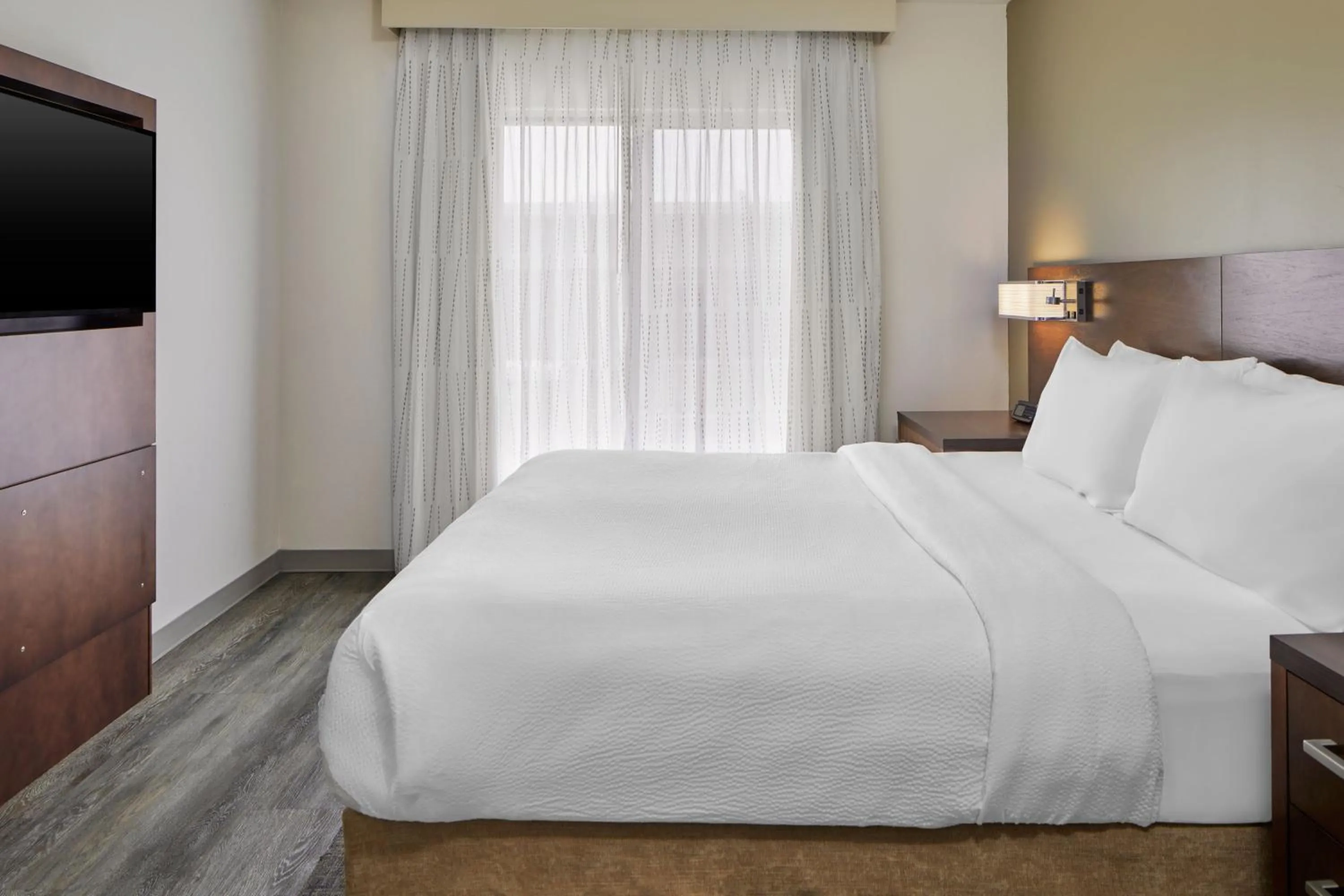 Bedroom, Bed in Residence Inn Atlanta Perimeter Center Dunwoody