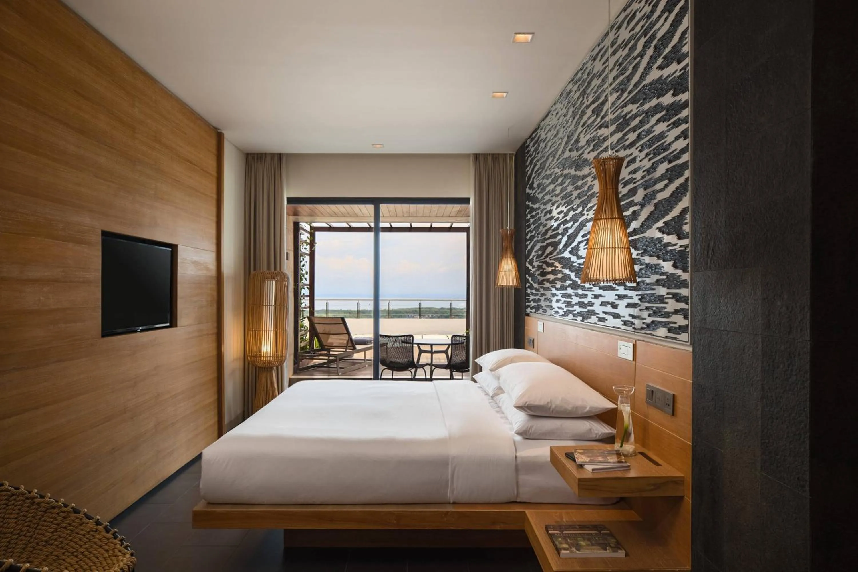 Photo of the whole room, Bed in Renaissance Bali Uluwatu Resort & Spa