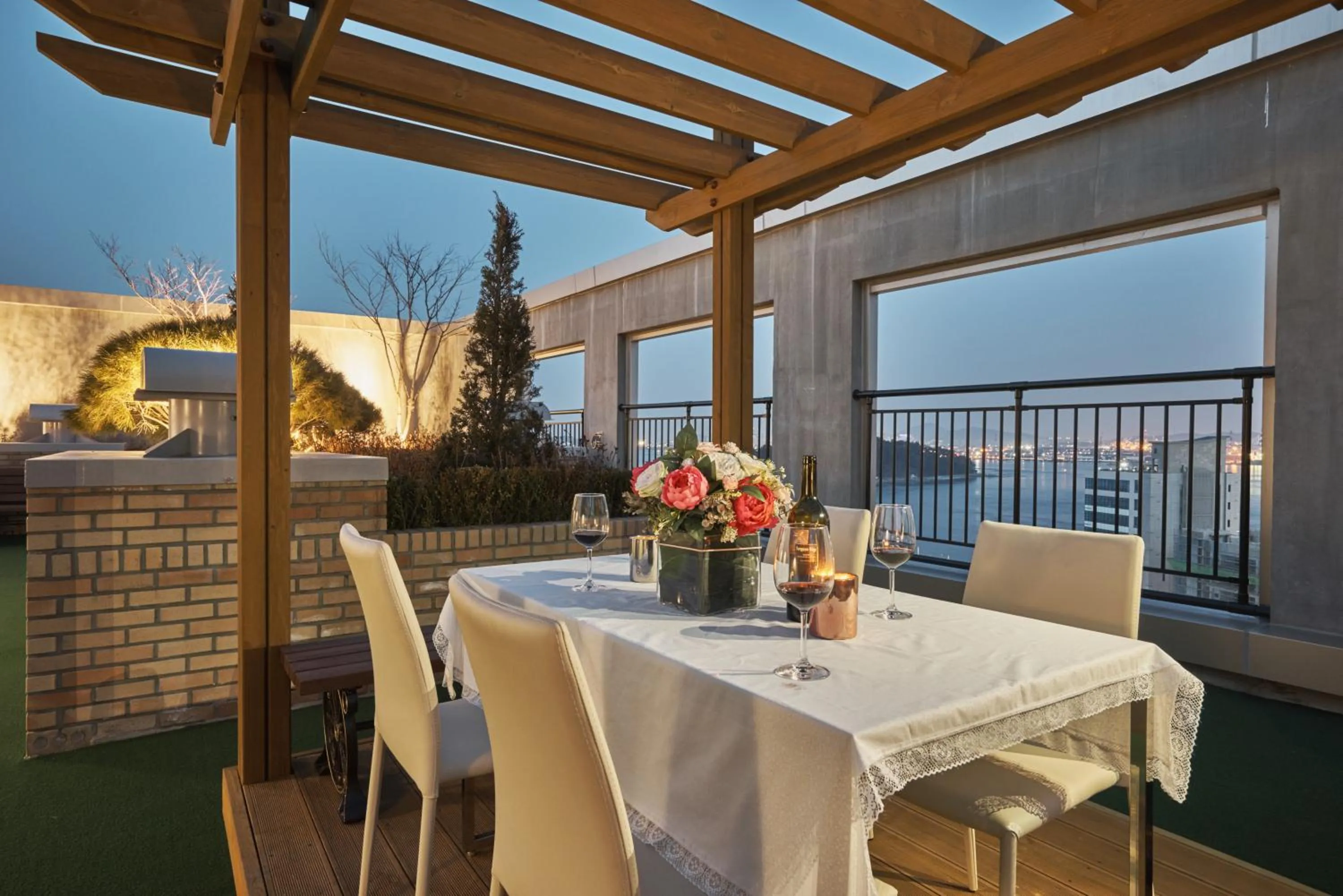 Property building in Royal Emporium Incheon Airport