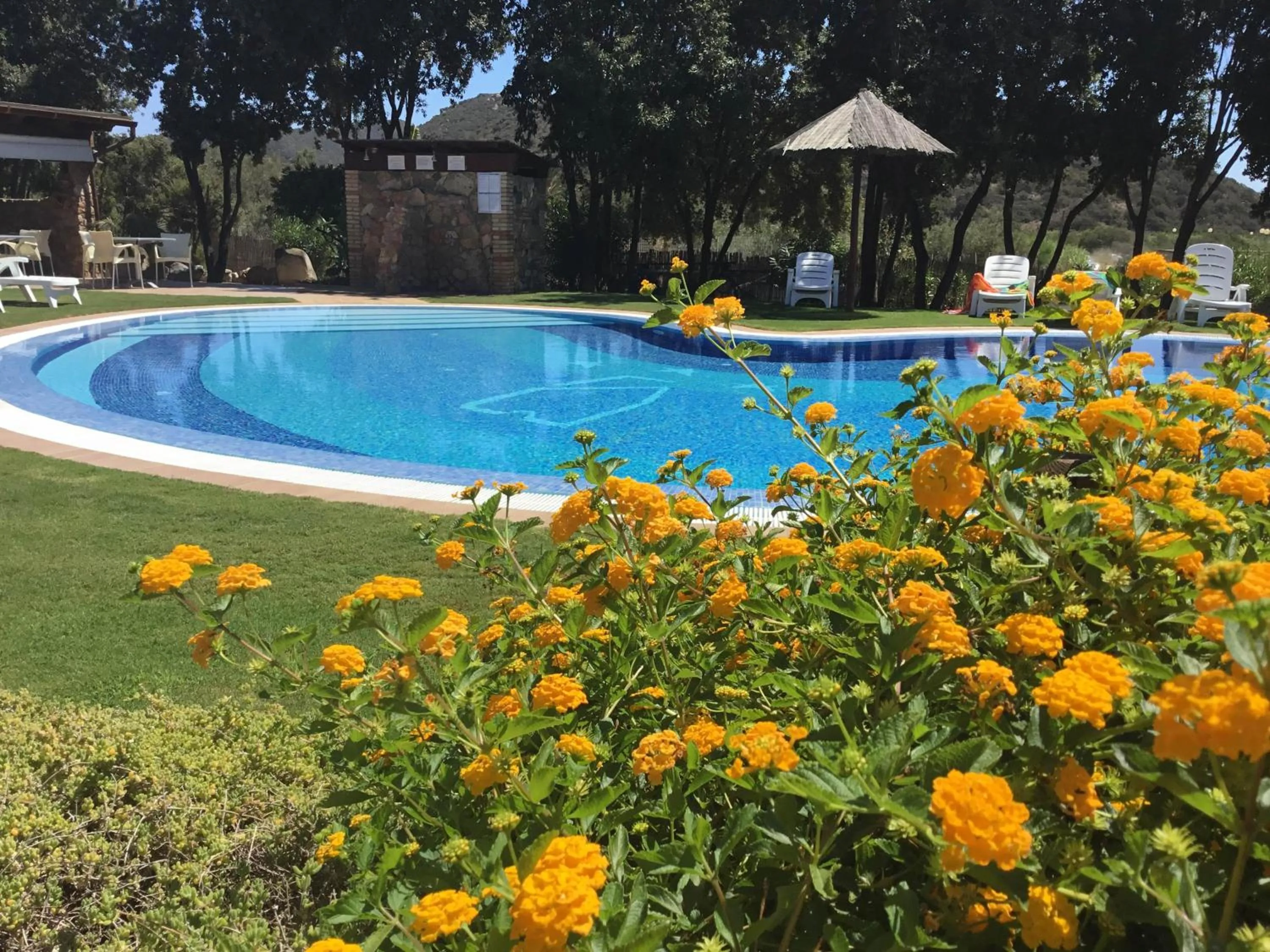 Garden view in Hotel Su Giganti