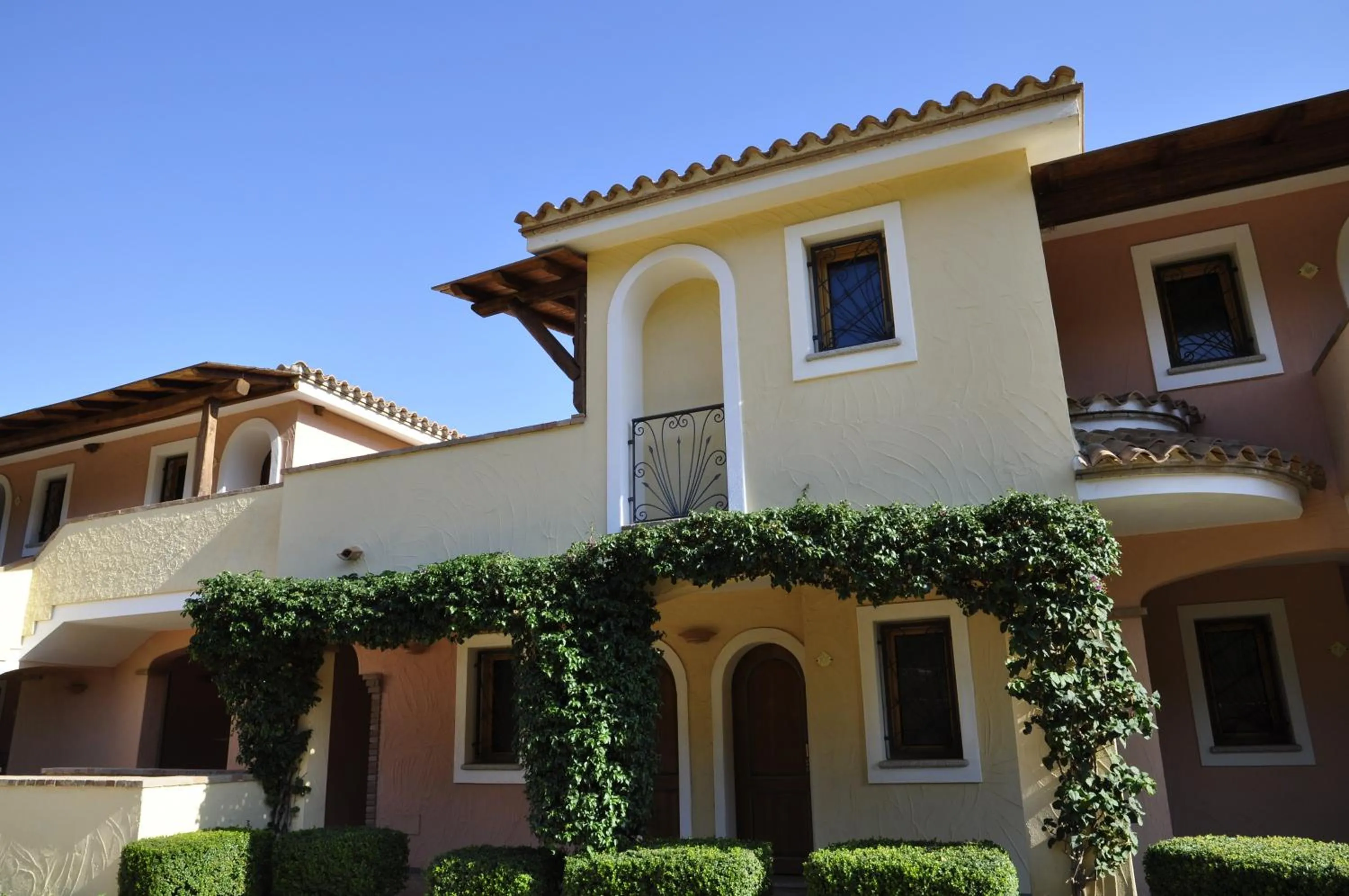 Facade/entrance in Hotel Su Giganti