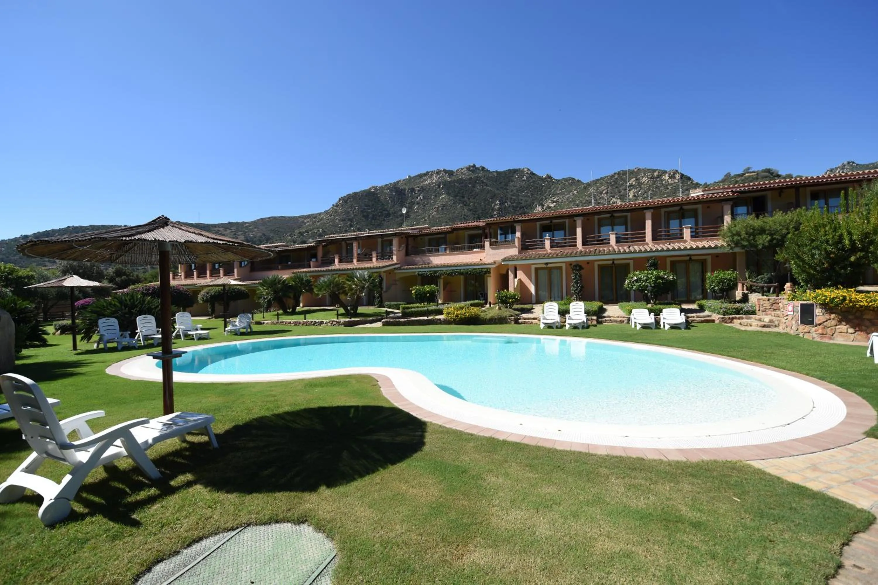 Garden in Hotel Su Giganti